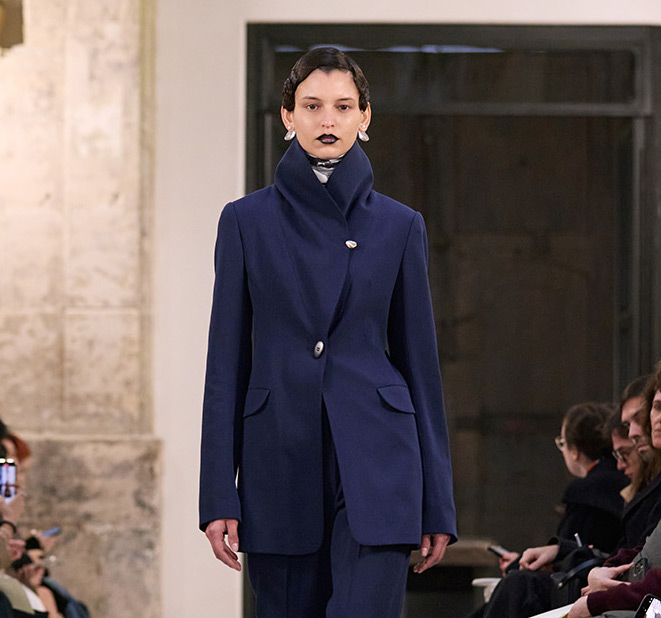 Mame Kuroguchi Explores 'Forms of Japan' for FW25