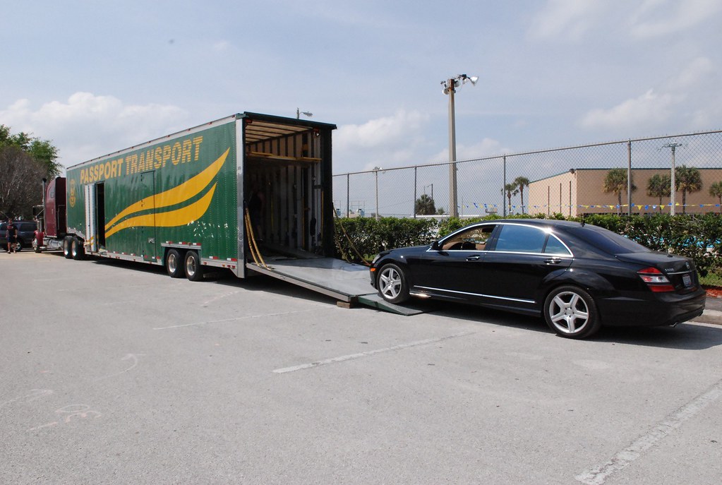 How Does Car Shipping Ensure Safe Transport?