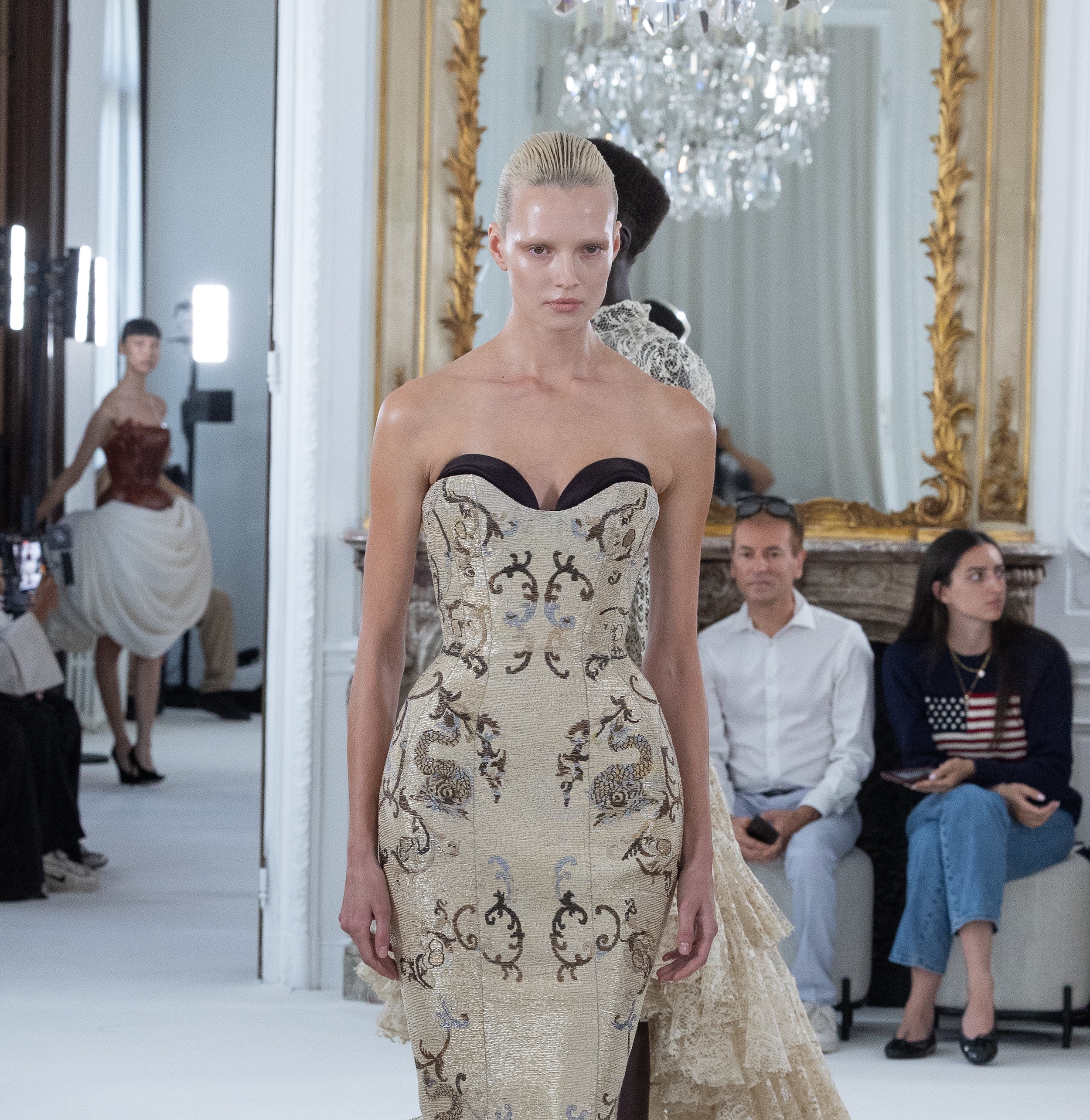 Ashi Studio Haute Couture Fall/Winter 2025-2026