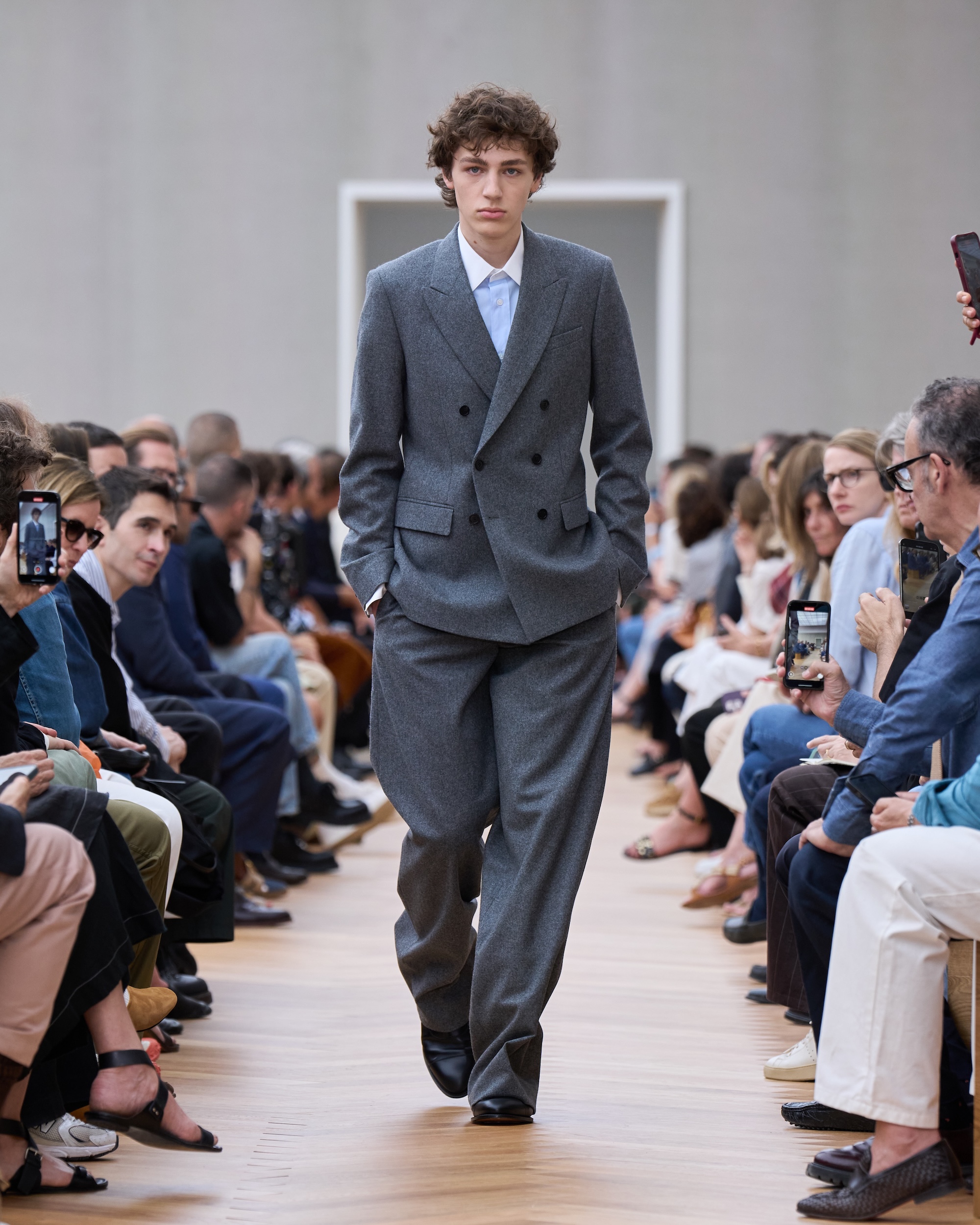 DIOR-SUMMER-2026-COLLECTION_VISUELS_LOOKS_LOOK(67)-1751086714837
