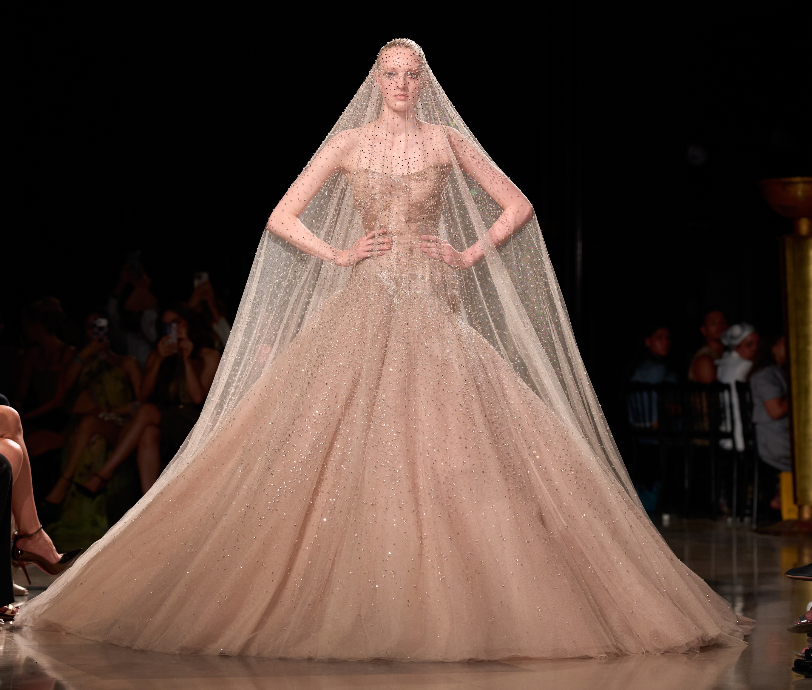 Elie Saab Couture FW26-27: A Ball of Untamed Dreams for the Bold & the Brilliant