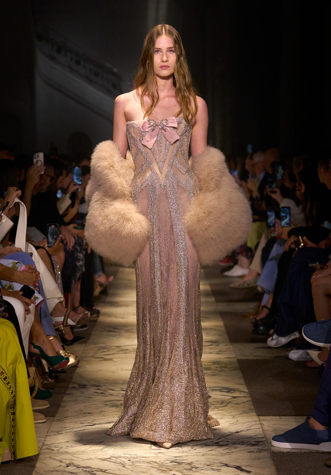 ELIESAABHCAW25-26FrontLook_17-1755316862491