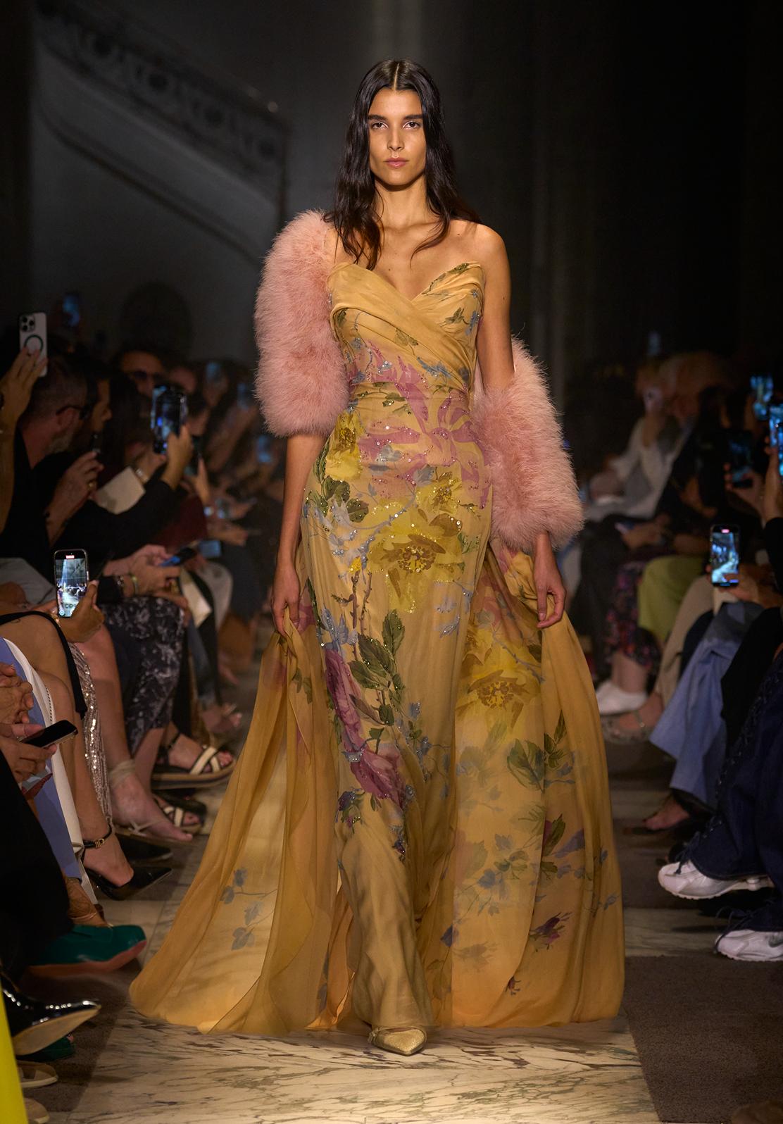 ELIESAABHCAW25-26FrontLook_9-1755315329960