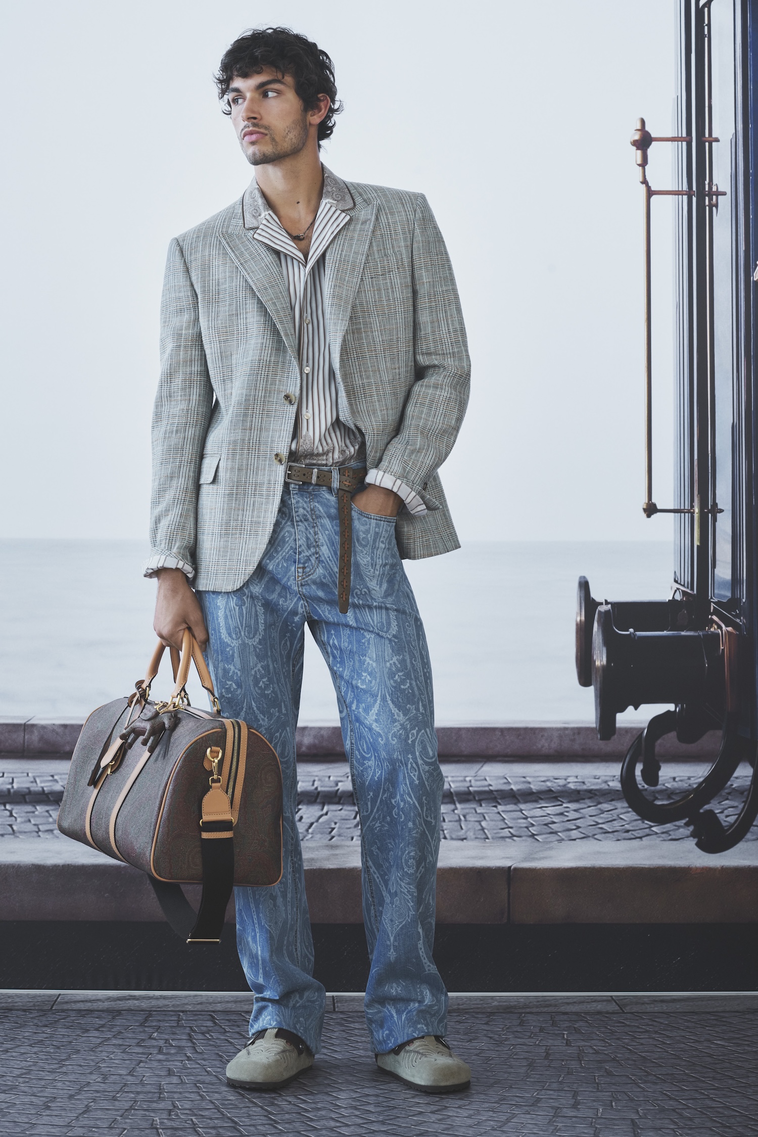 ETRO_MEN_S_SPRING_SUMMER_2027_LOOK(1)-1784469038964