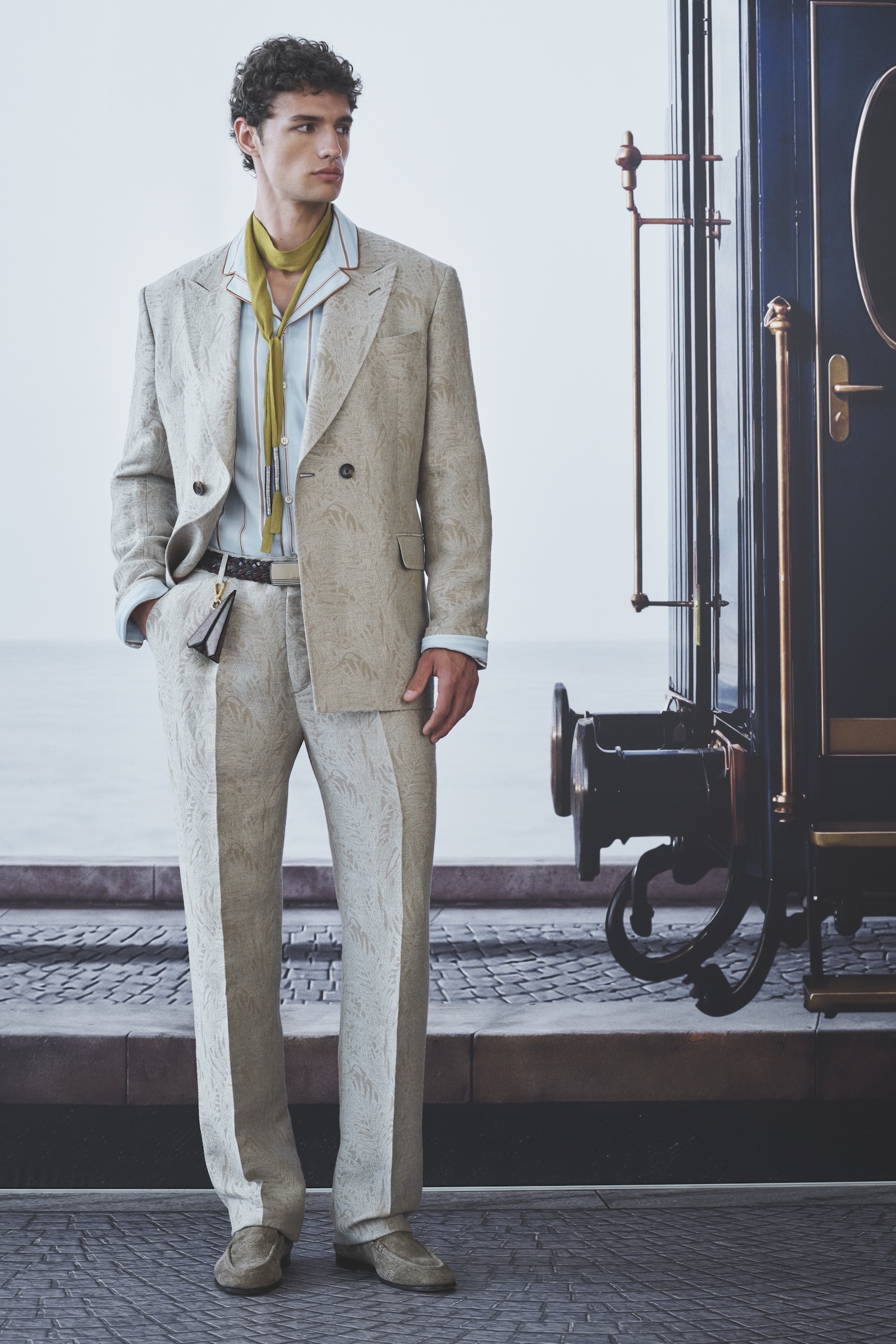 ETRO_MEN_S_SPRING_SUMMER_2027_LOOK(2)-1784469045044