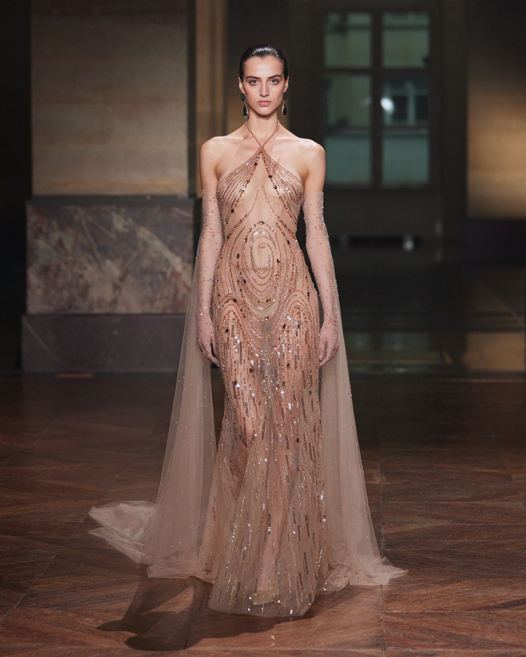 Hobeika_fw26_runway_IG_look42-1770574259307
