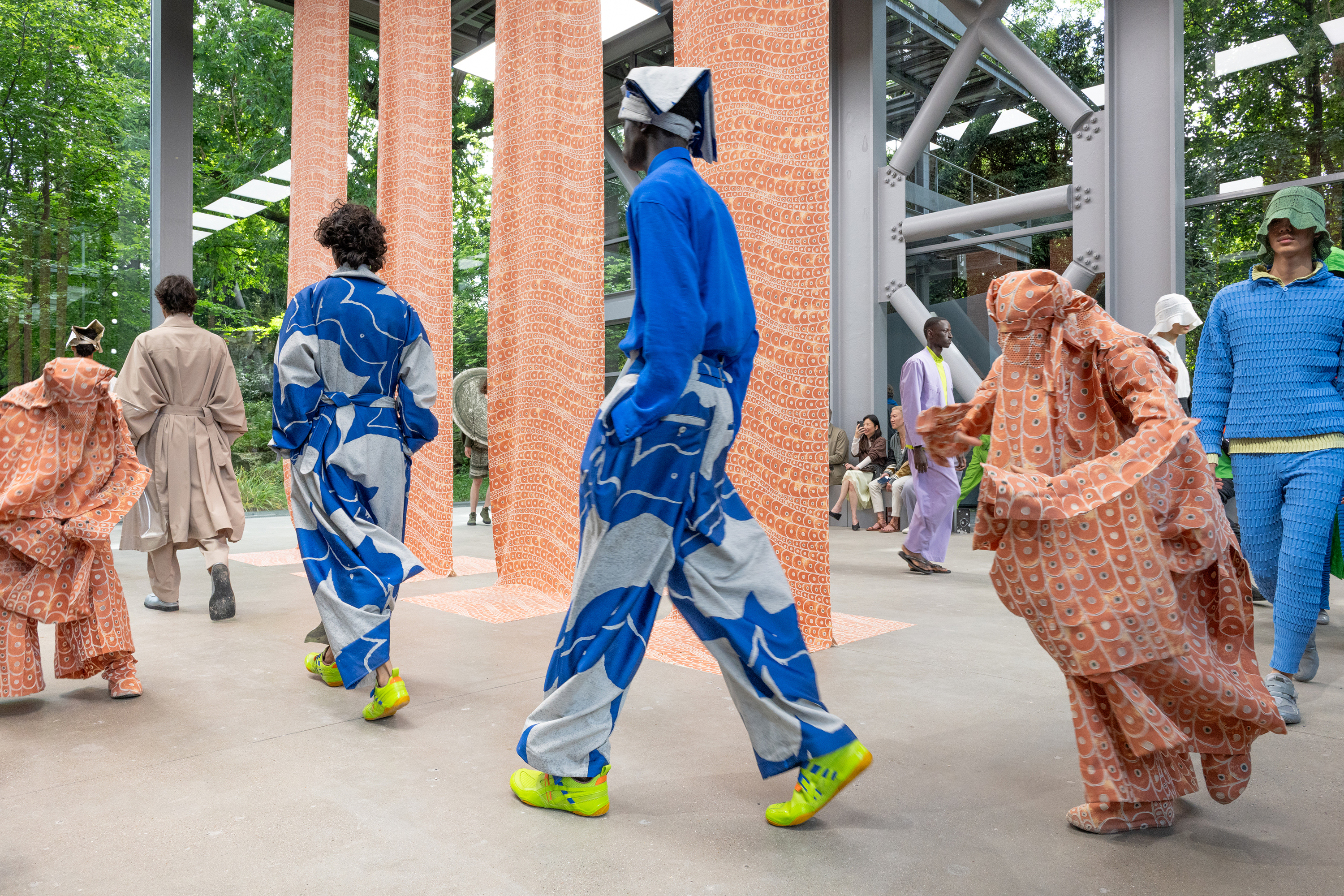 IM Men Spring 2026 Makes Dramatic Paris Fashion Week Debut