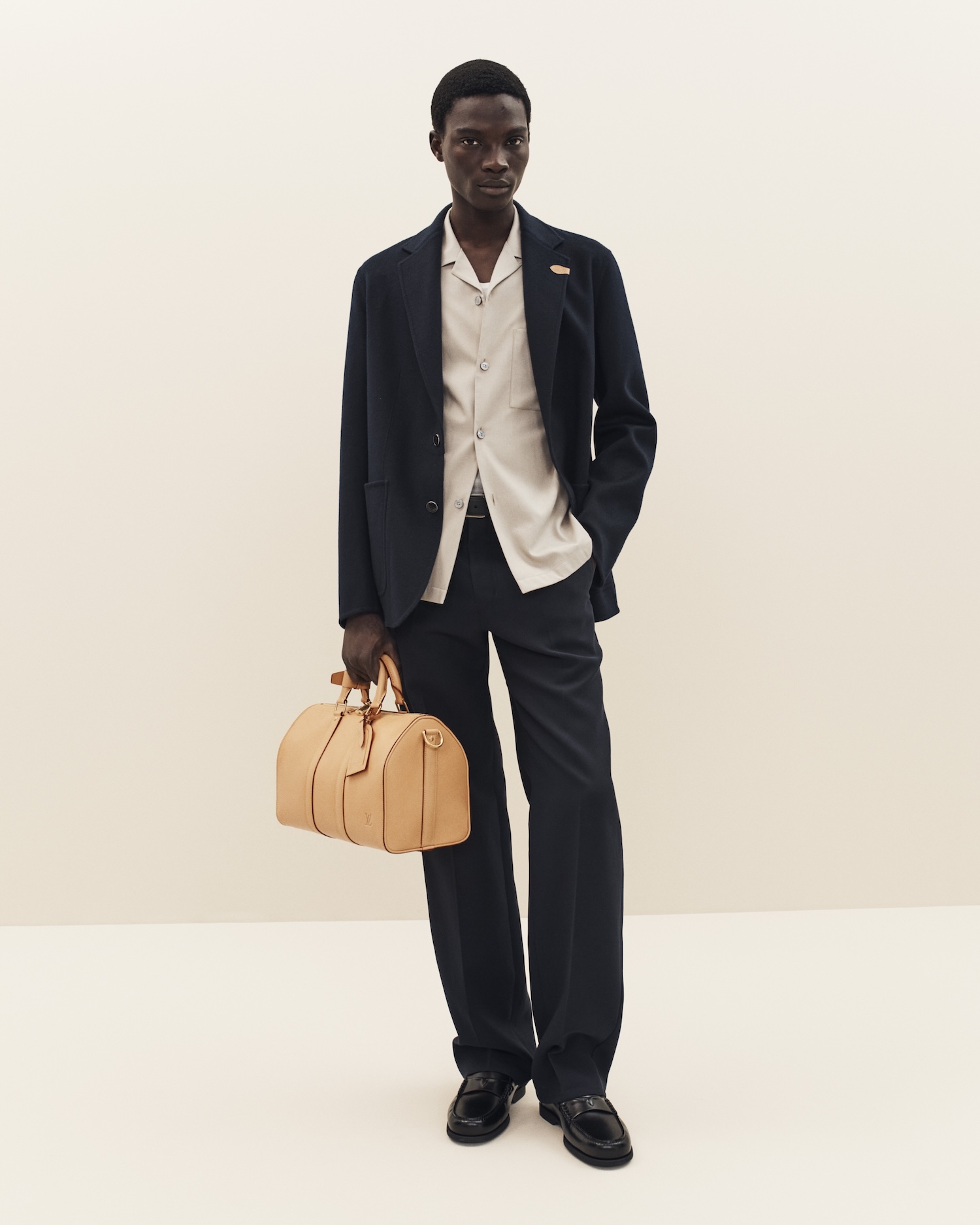 LOUIS-VUITTON-MEN-TRUNK-EDITION-LOOK7-1771116240362