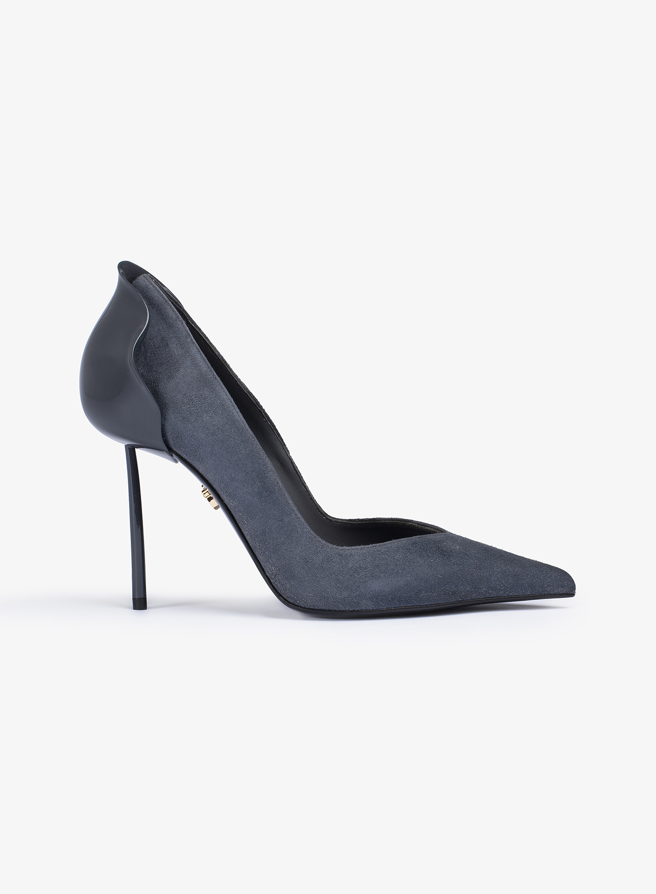 Le-Silla-2-1745082884471