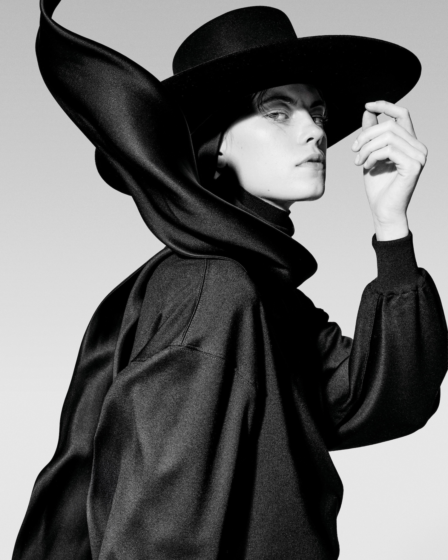 Loro-Piana-Fall-Winter-2026-2027-Women_s-Collection_Look-41-DETAILS-1772581371589