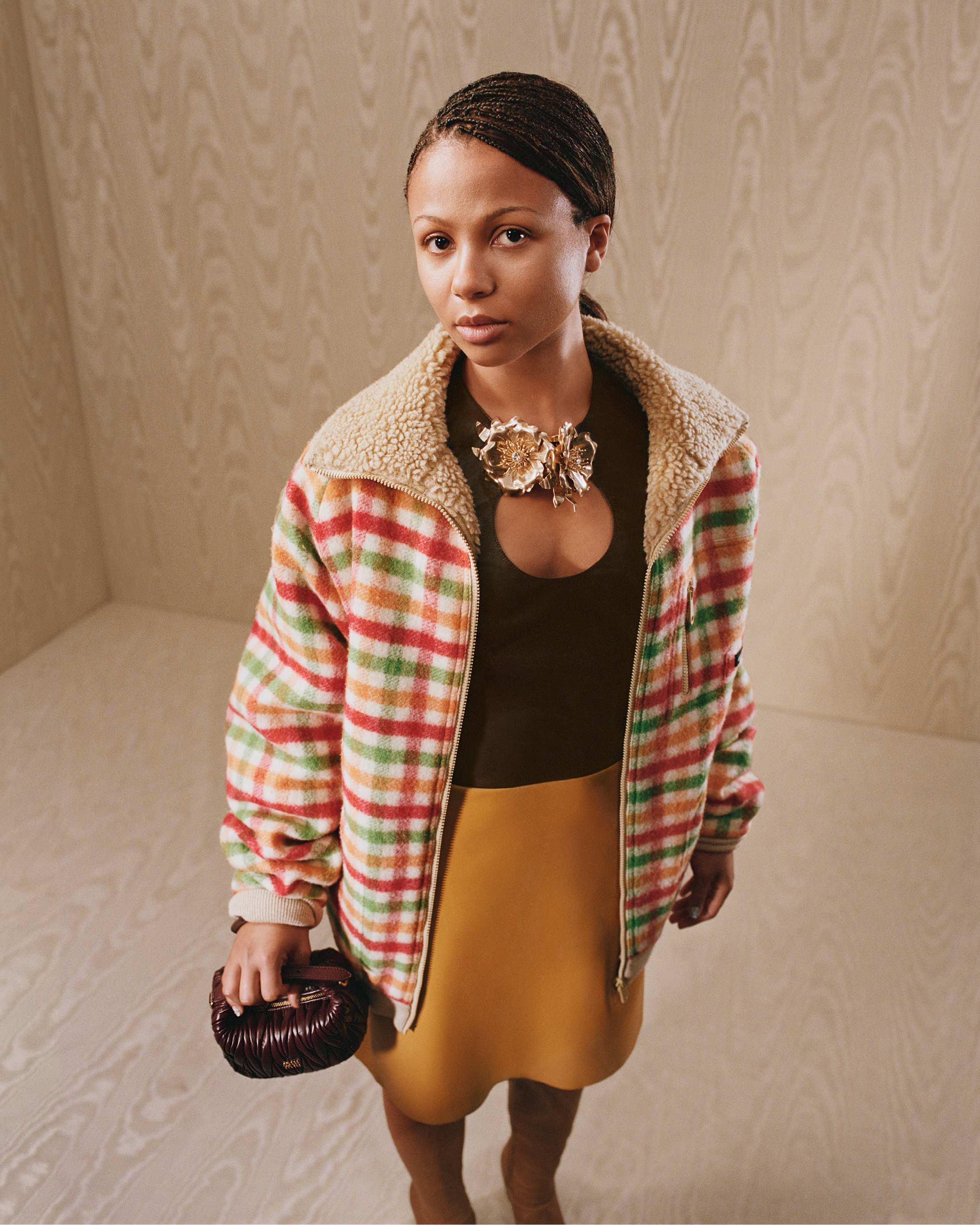 MIU-MIU-FW25-ADV-CAMPAIGN_Myha-la-(2)-1752883828297