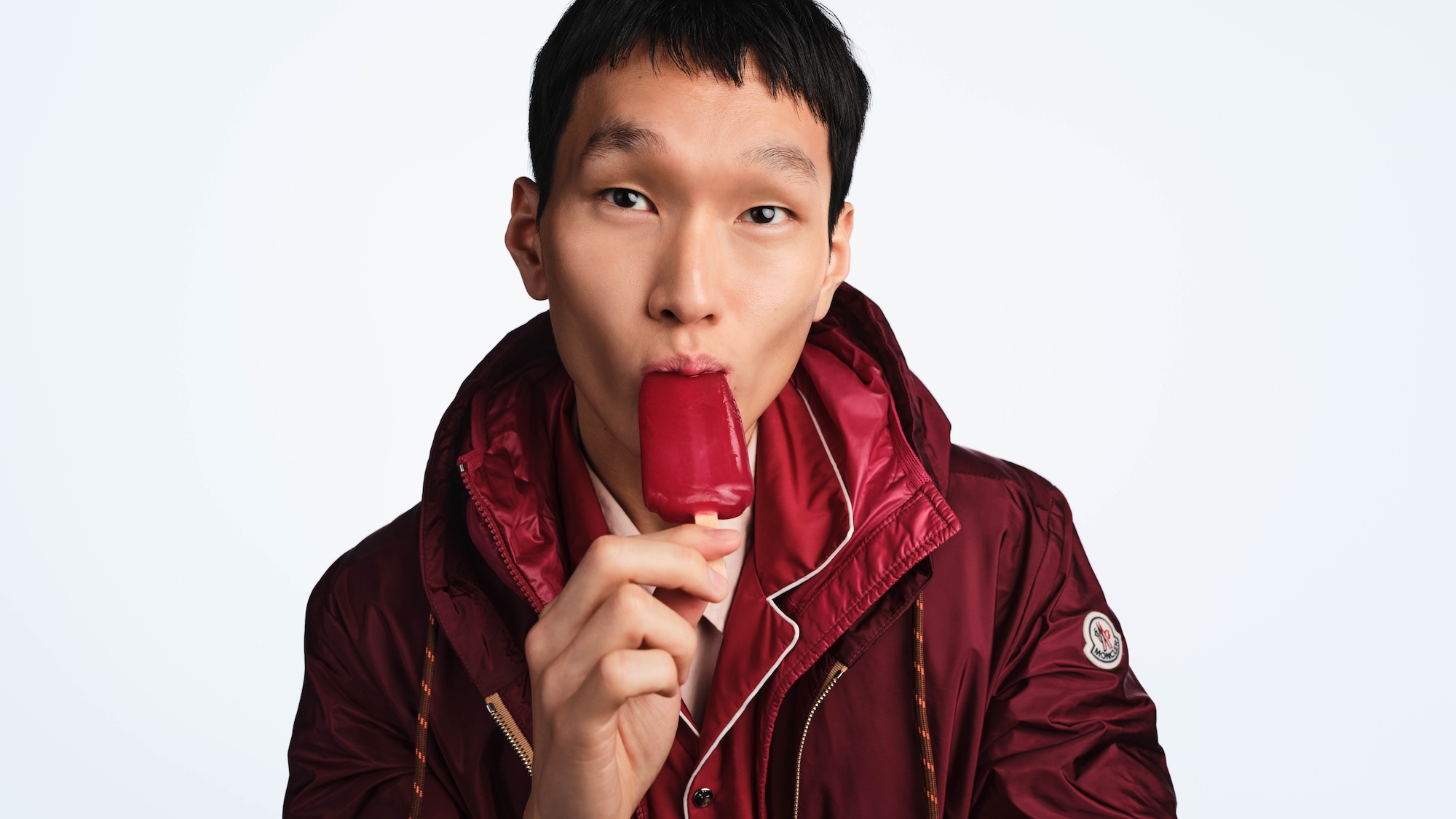 MONCLER-COLLECTION-SUMMER_CAMPAIGN_16X9_000011-1776884542511