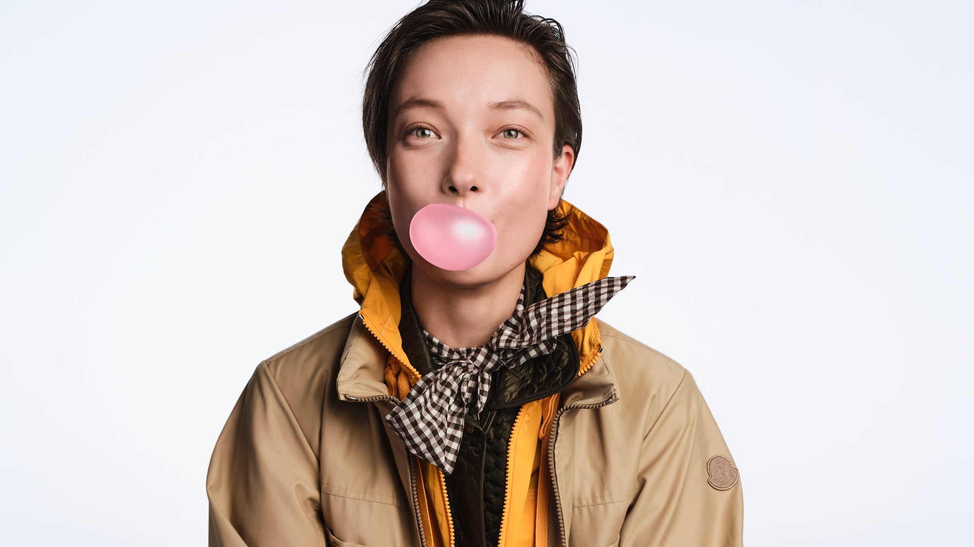 MONCLER-COLLECTION-SUMMER_CAMPAIGN_16X9_000012-1776882905130