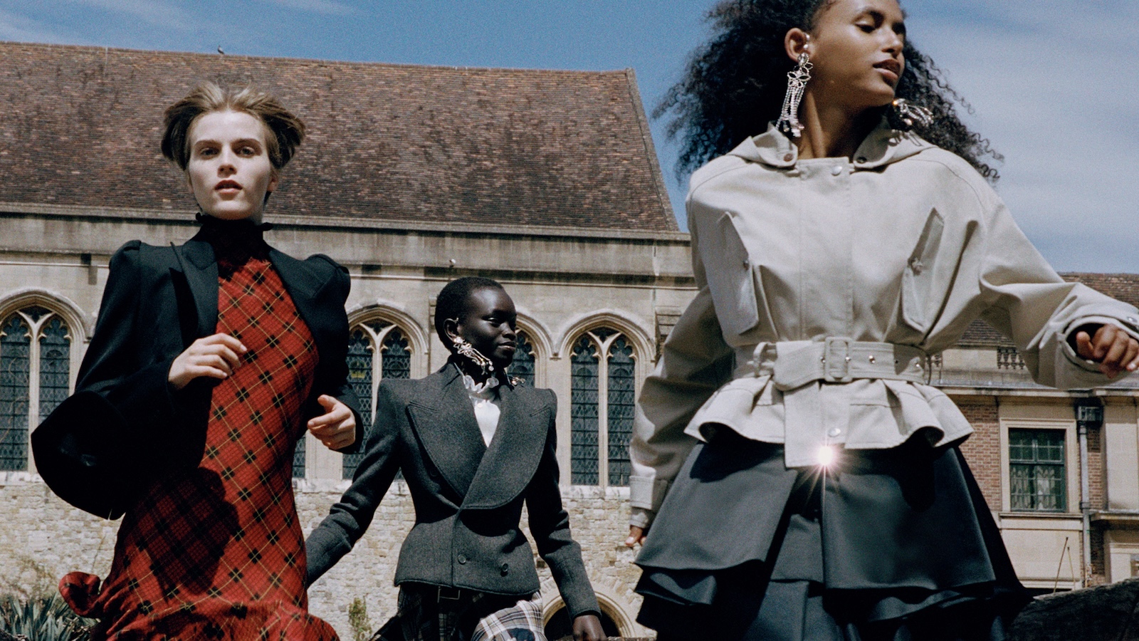 McQueen Presents the Spring/Summer 2026 Pre-collection Campaign