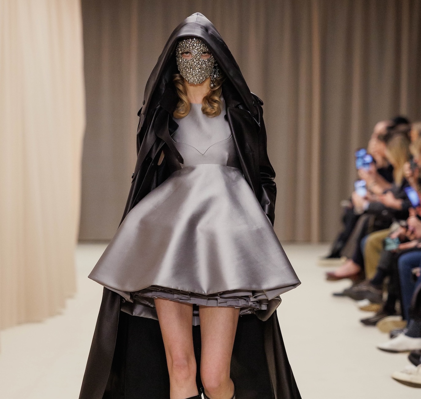 McQueen Autumn/Winter 2026: Sean McGirr’s Hitchcockian Romp Through Savage Beauty