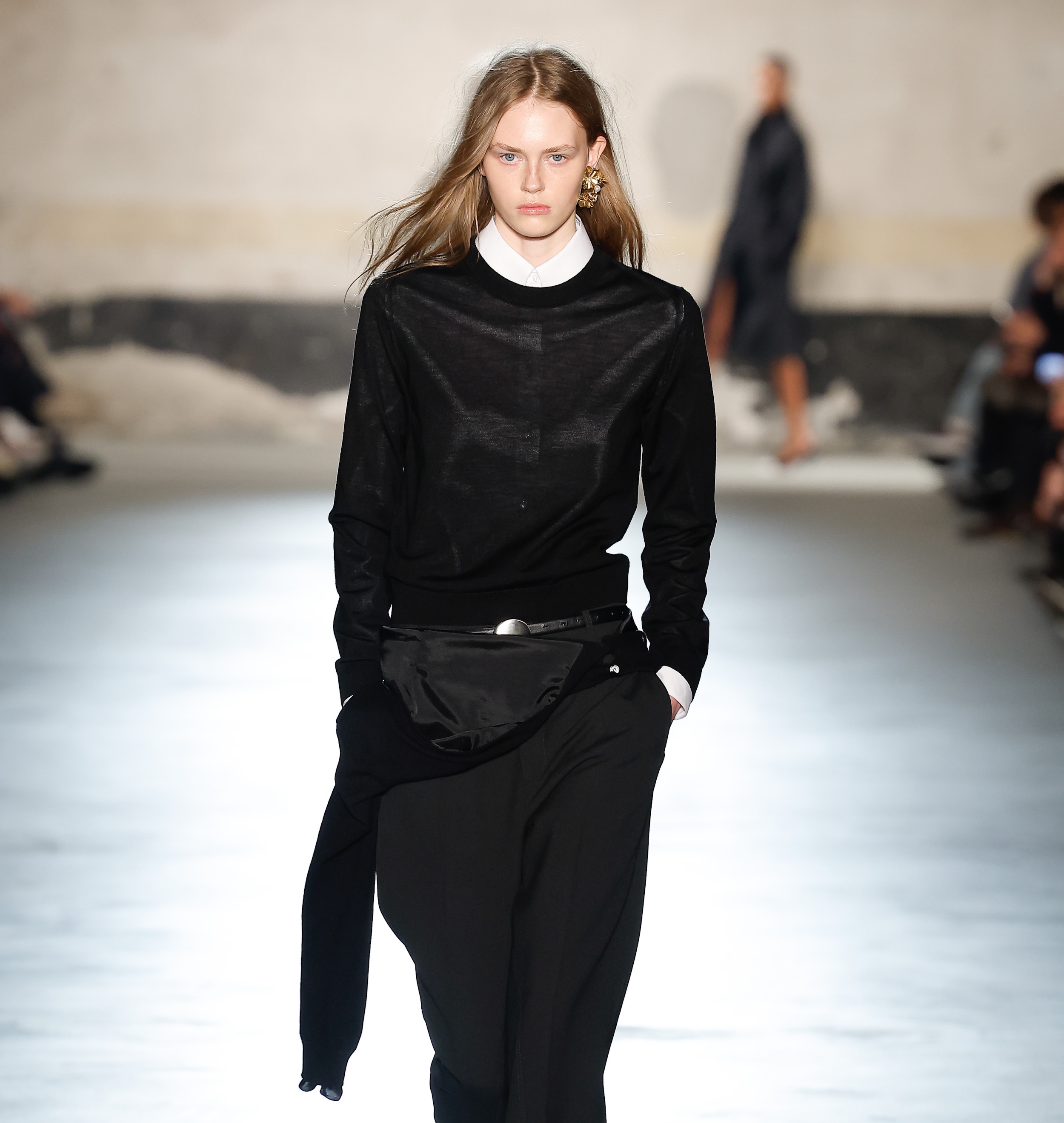 N°21 Fall/Winter 2026: Radiant Intimacy and Intimate Radiance