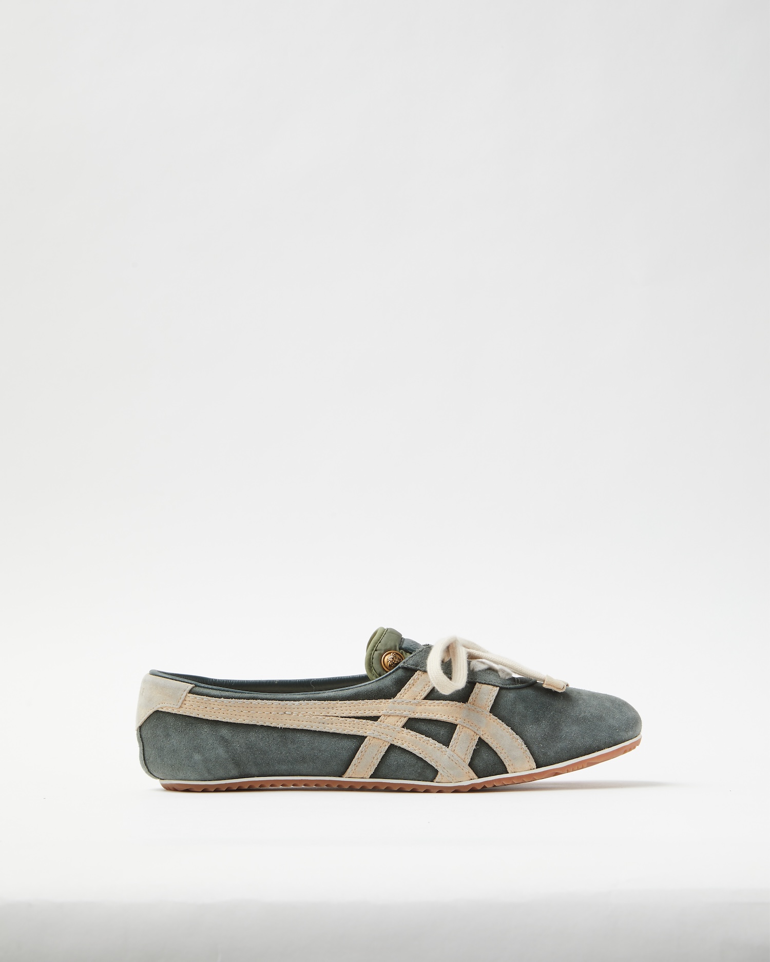 OnitsukaxVersace-Sakur-Trainers_4-1775249282022