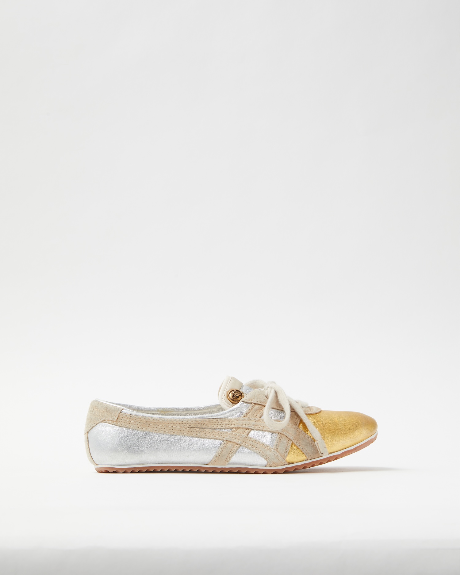 OnitsukaxVersace-Sakura-Trainers_2-1775249283616