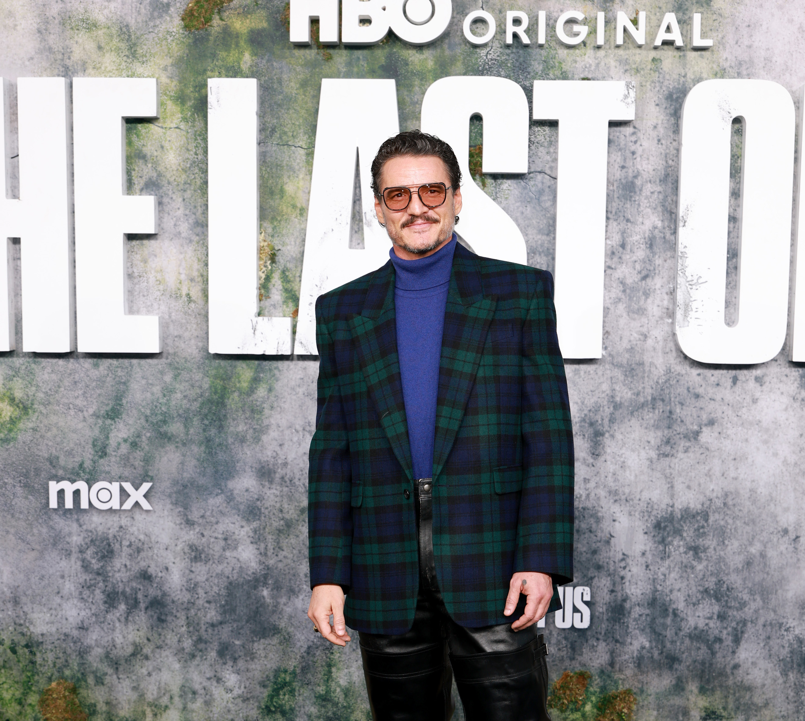 Pedro Pascal Stuns at 'The Last of Us' Premiere as Jennifer Aniston Rumors Swirl