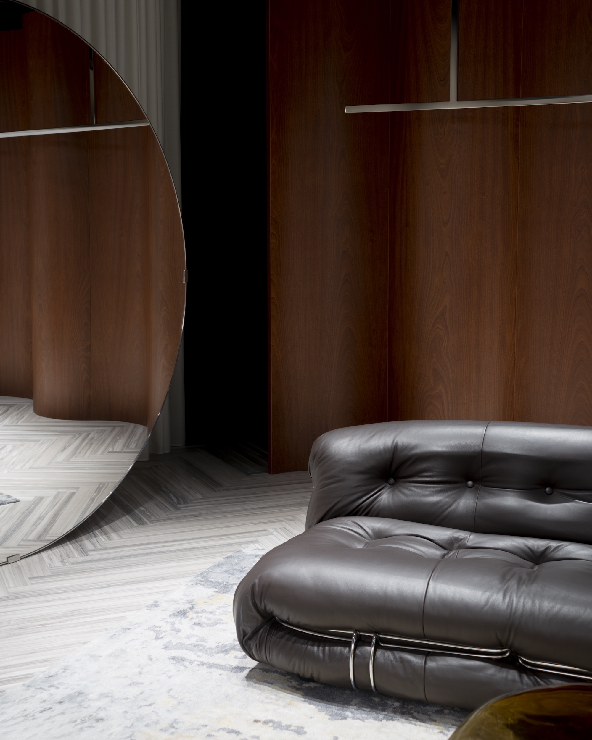 SAINT_LAURENT_MILAN_MONTENAPOLEONE_STORE_06_HR-1761501865744