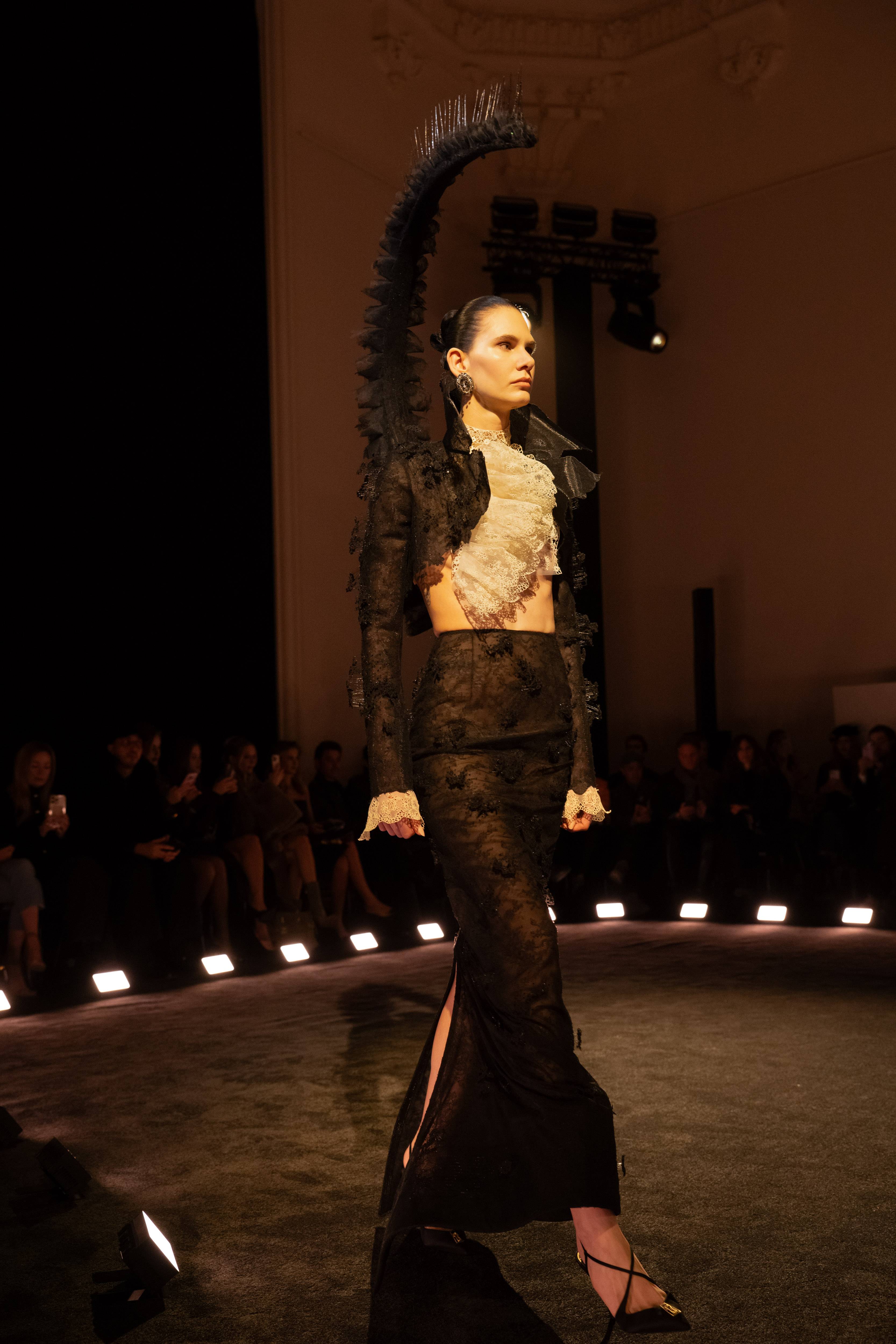 SCHIAPARELLI_HCSS26_LOOK_9-1769834989458