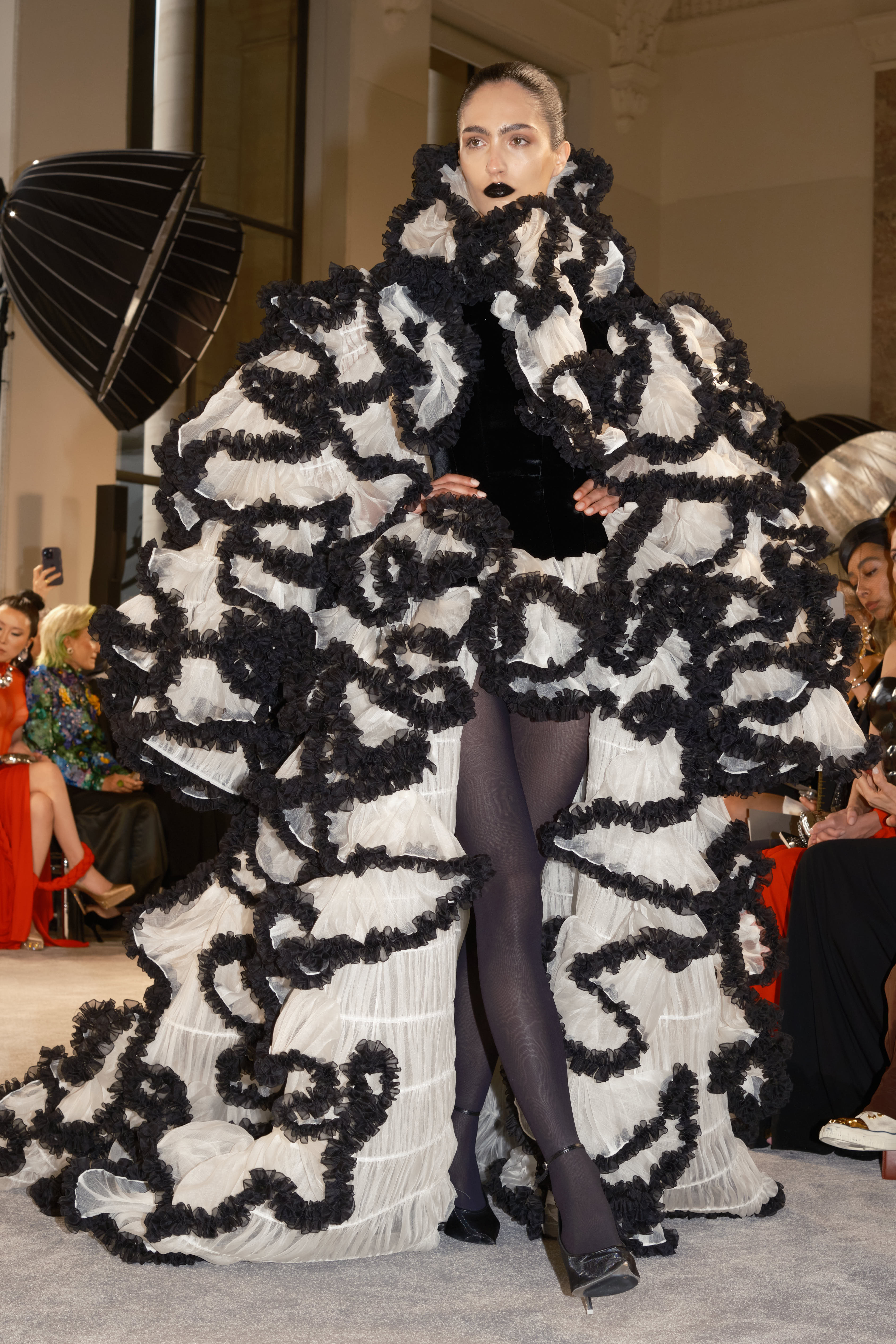 SCHIAPARELLI_HC_FW2526_LOOK_27_0155-1752034038554