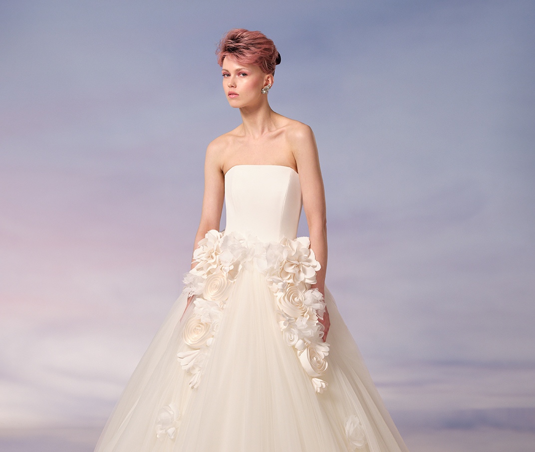 Viktor&Rolf’s Royal Proposal: Spring 2026 Marriage Collection