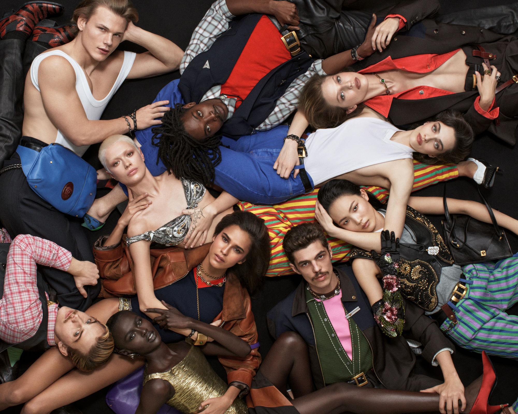 Versace_SS26_SM_PressOnly_NoLogo_1350x1080-1771267302764