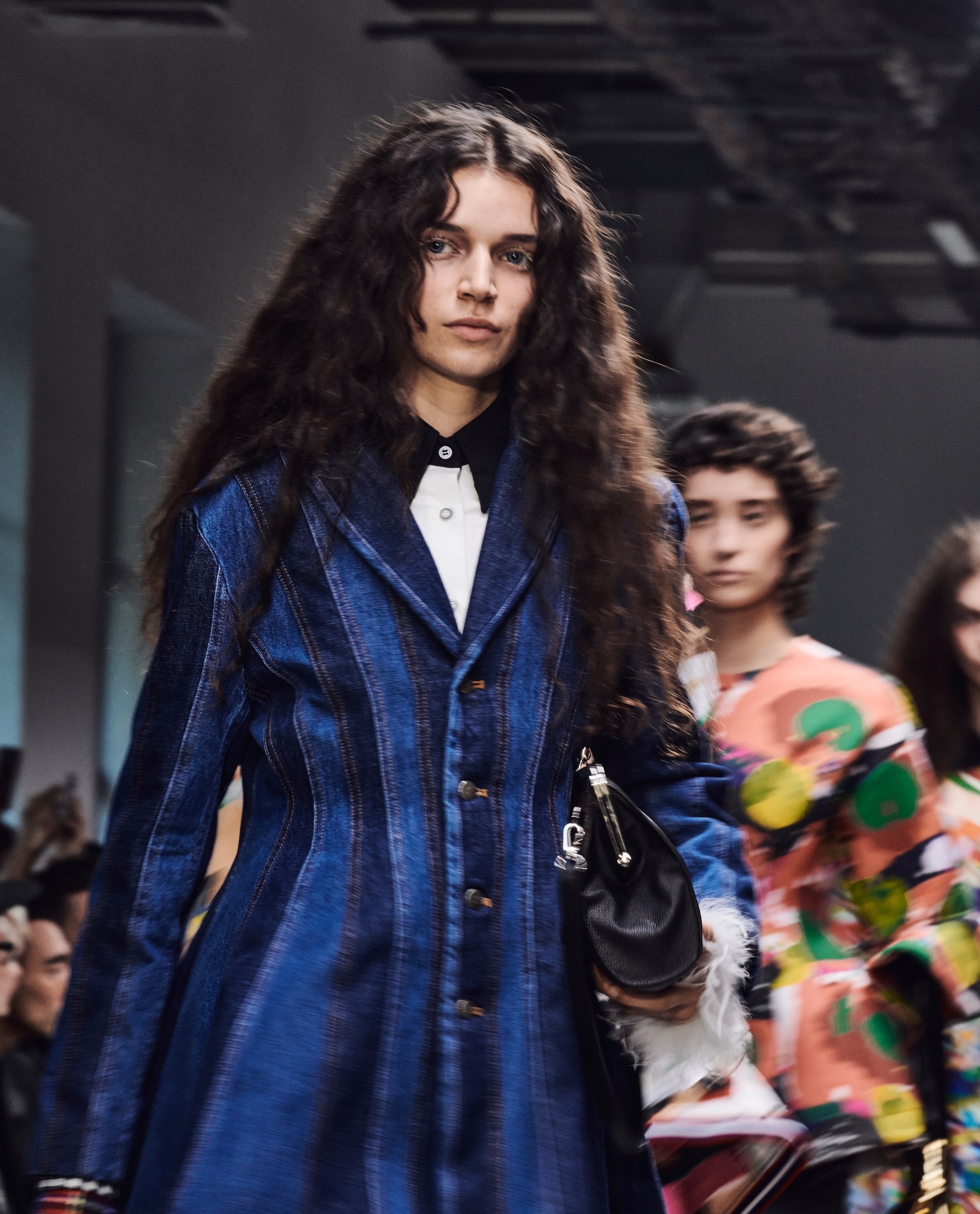 Anrealage Spring/Summer 2026: Fashion and Art For A Noble Cause