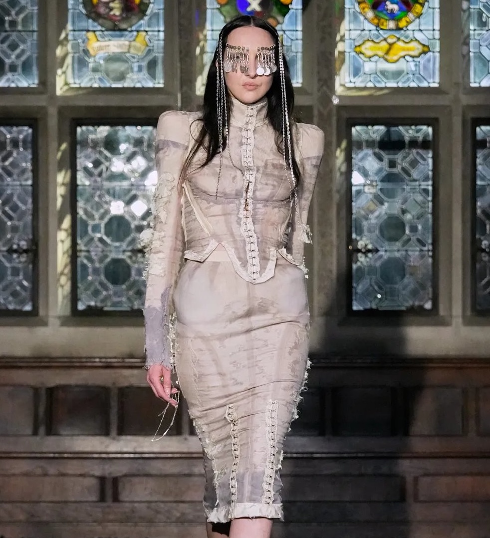 Dilara Findikoglu Spring/Summer 2026 Debuts at London Fashion Week