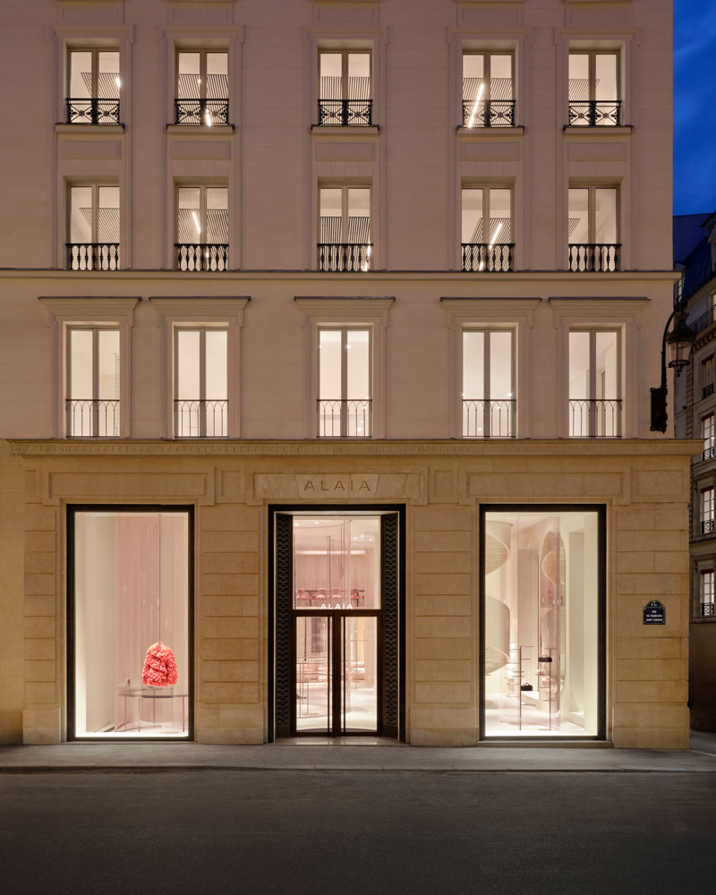 15 Faubourg: ALAÏA Opens New Home On Faubourg Saint-Honoré