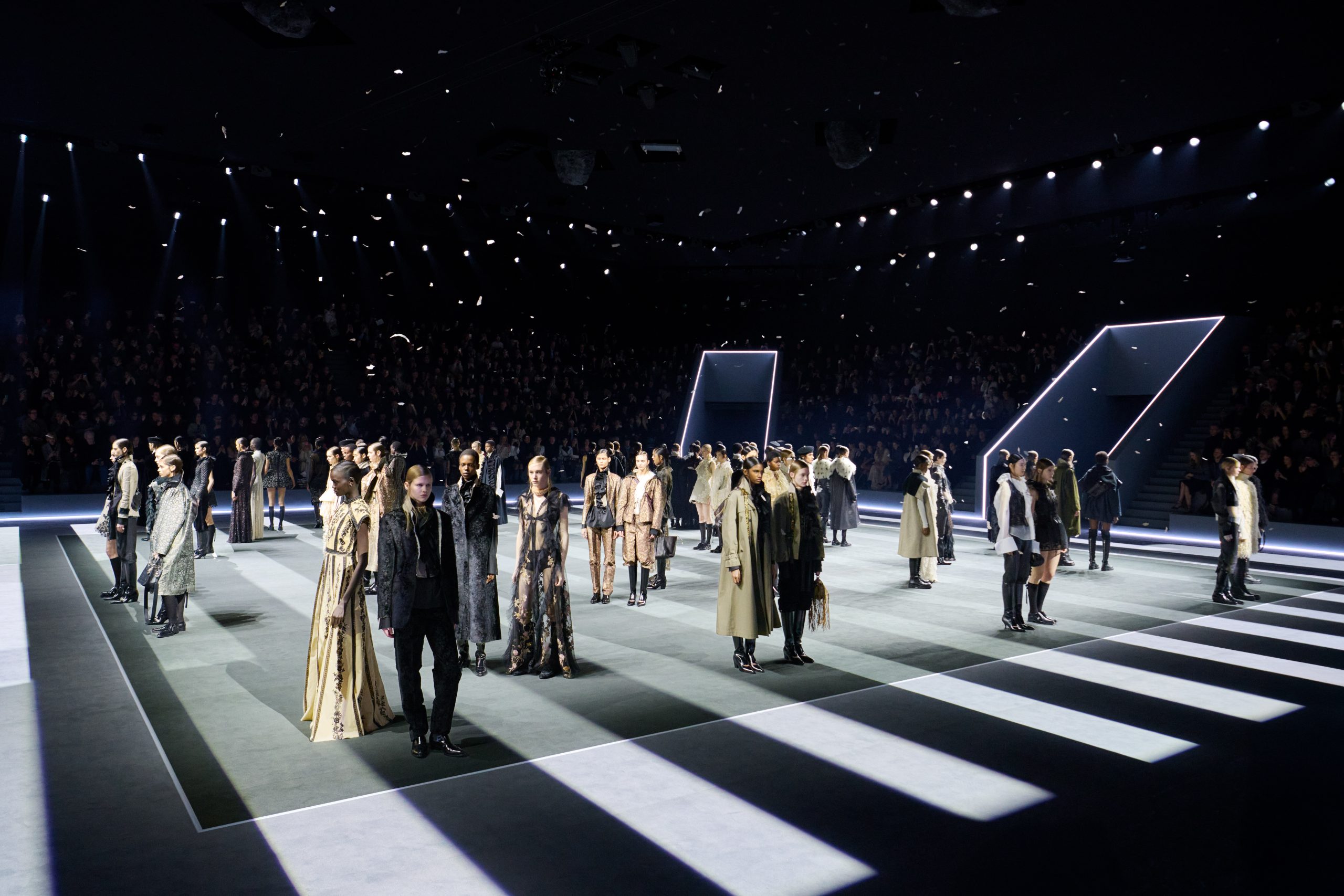 Dior Women’s RTW AW25: Virginia Woolf, Literary Metamorphosis