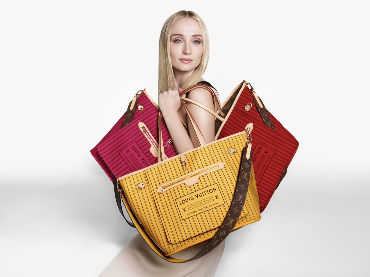 Louis Vuitton Neverfull Bag Goes Inside Out with Sophie Turner