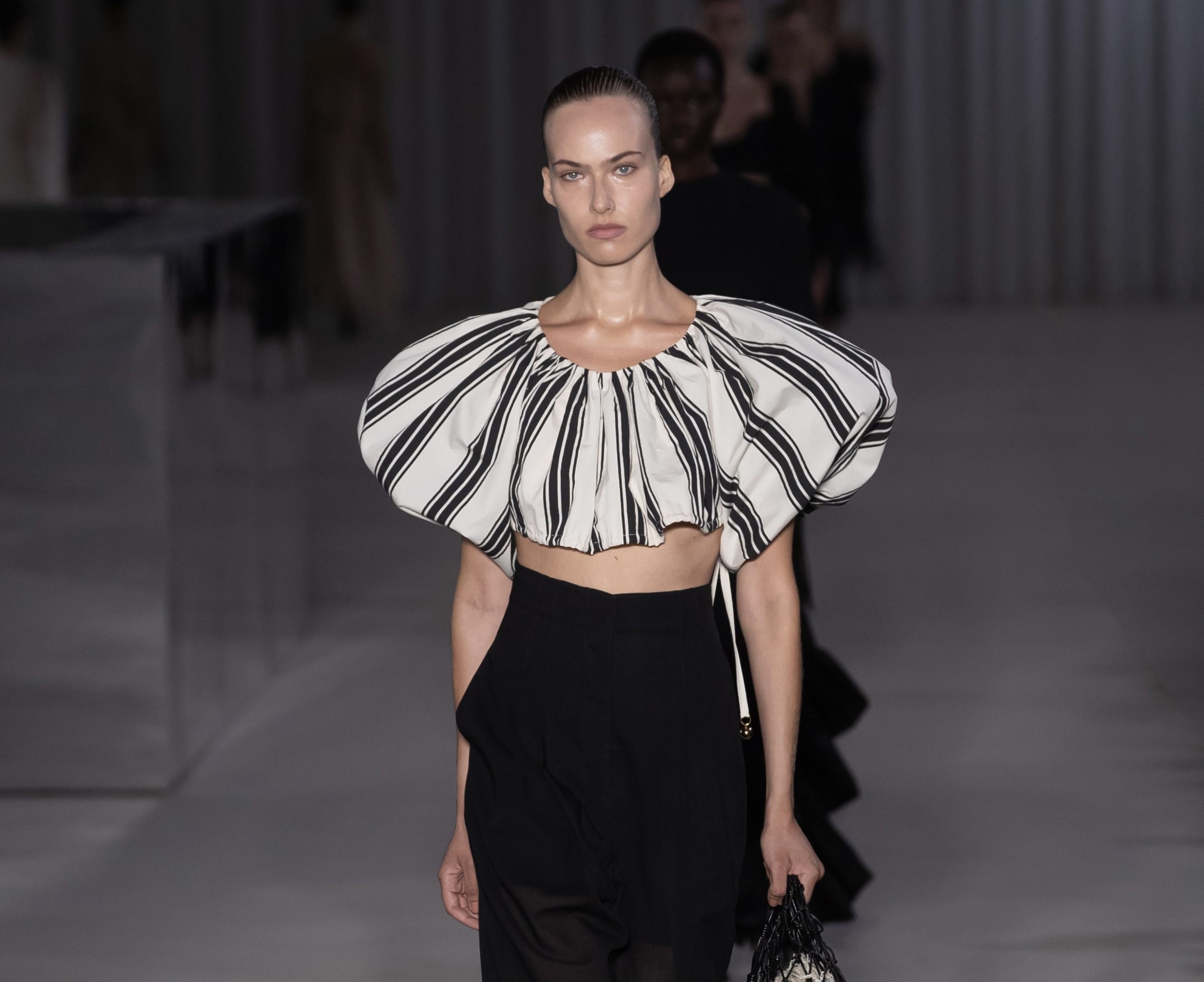 The Philosophy di Lorenzo Serafini Spring-Summer 2025 Collection: Romance Reimagined