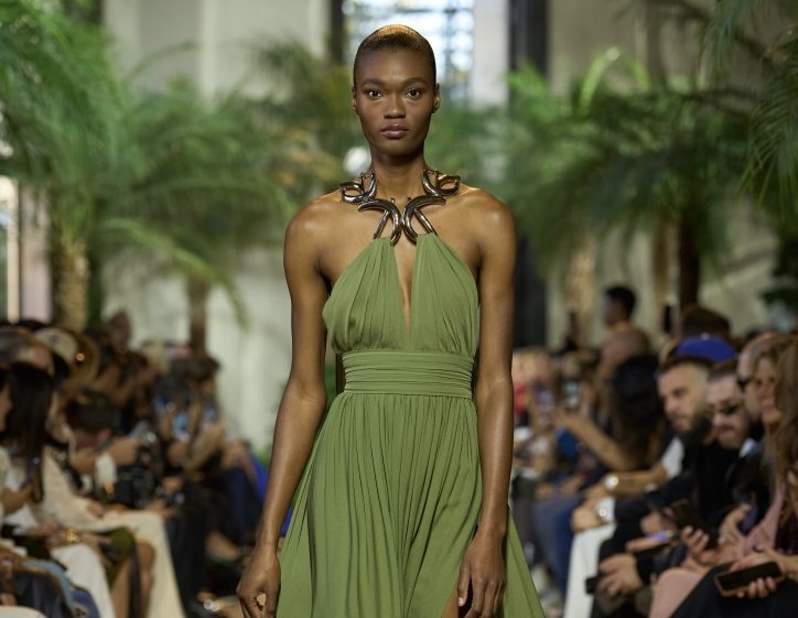 Elie Saab Spring-Summer Collection 2025: An Ode to the Savanna