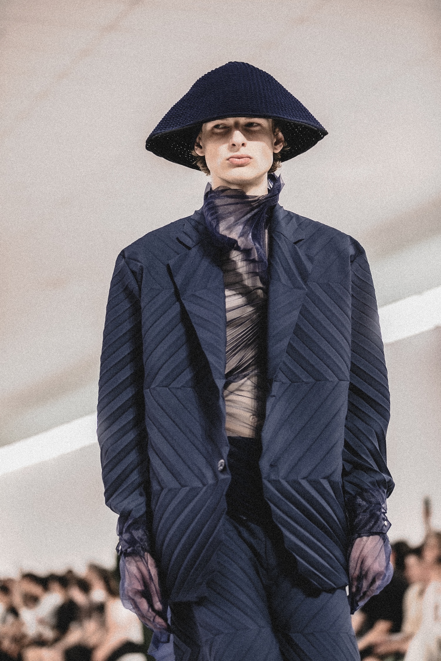 isseymiyake-immen-ss27-runway-24-1783871382891