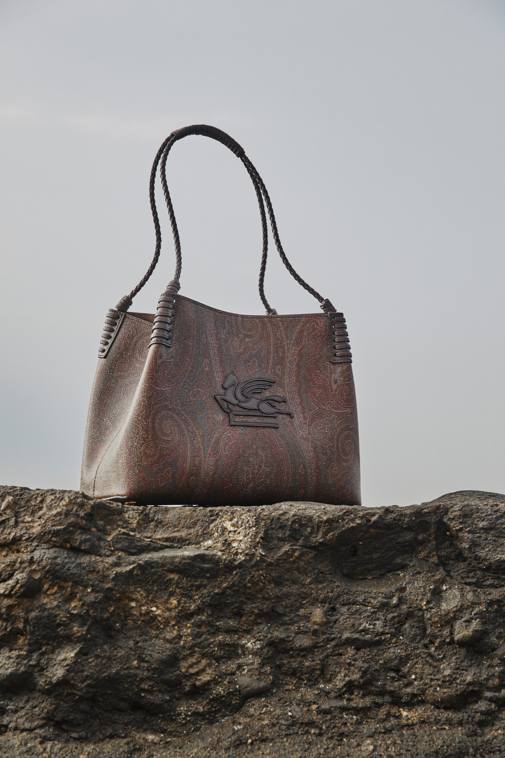 ETRO Debuts Libra Tote, A Study in Modern Sophistication