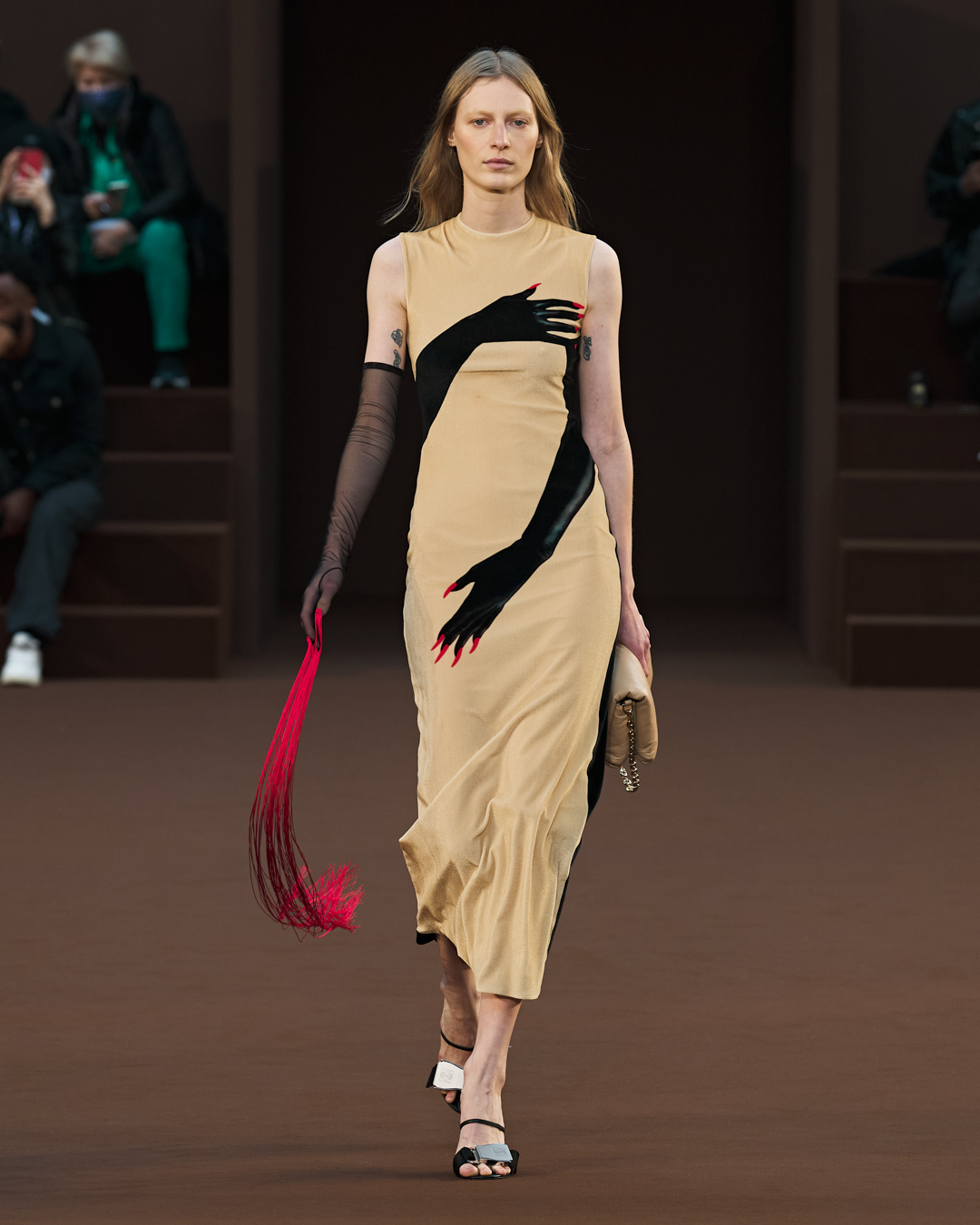 loewe-fw22-43-1742450991949-p0m9a22tg1