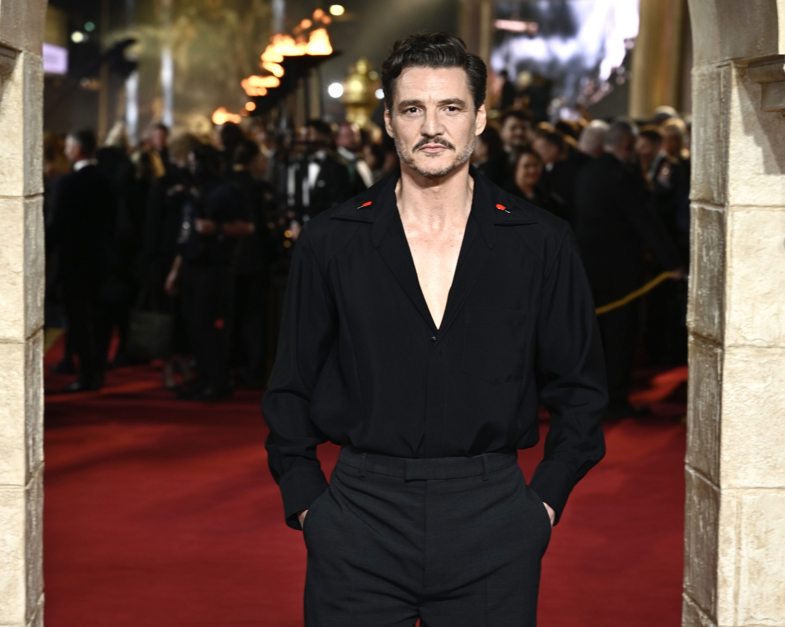 Pedro Pascal Redefines Eveningwear in Bottega Veneta at the ‘Gladiator II’ Premiere