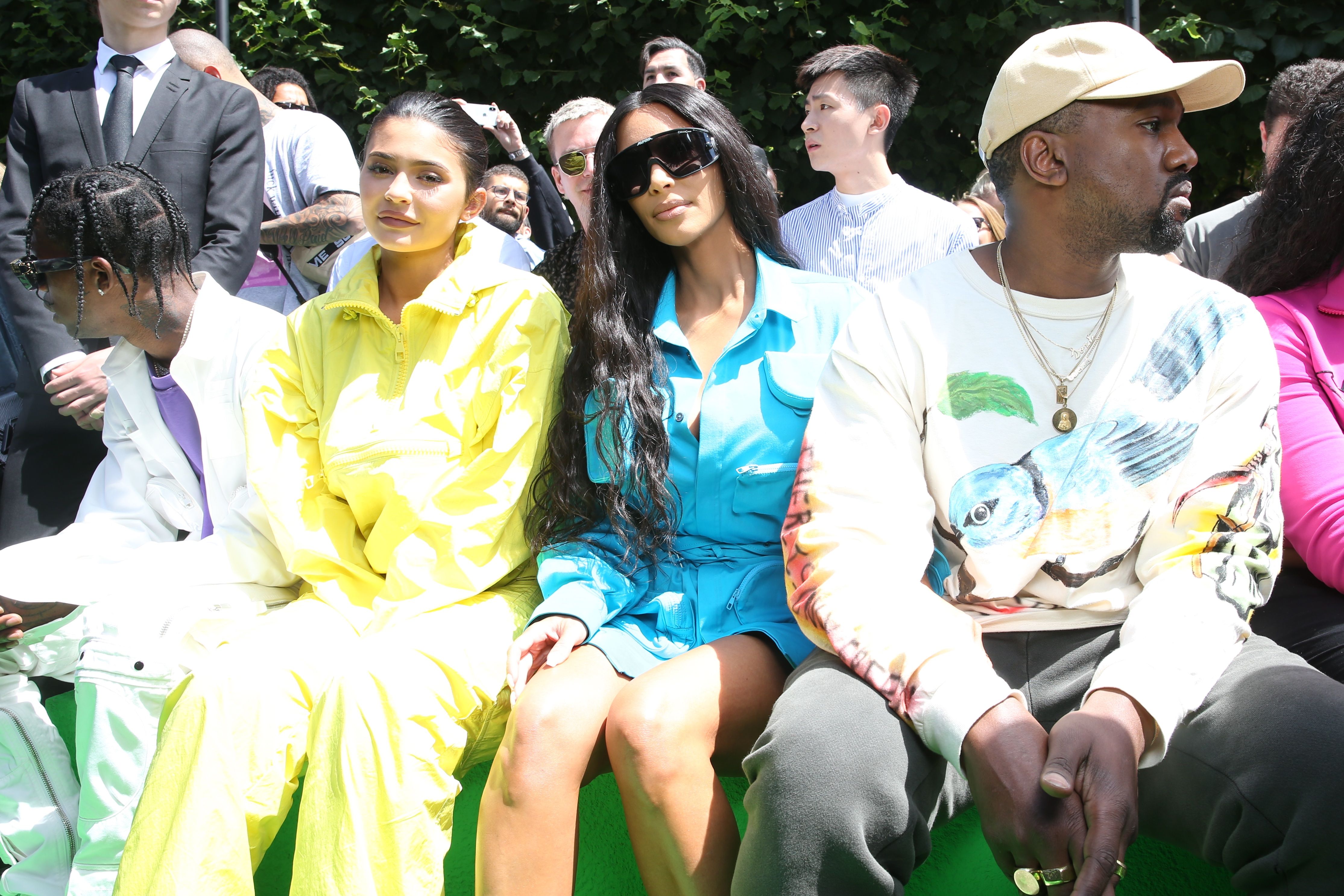 Kylie-Jenner-Kim-Kardashian-West-Kanye-West-1600x1067