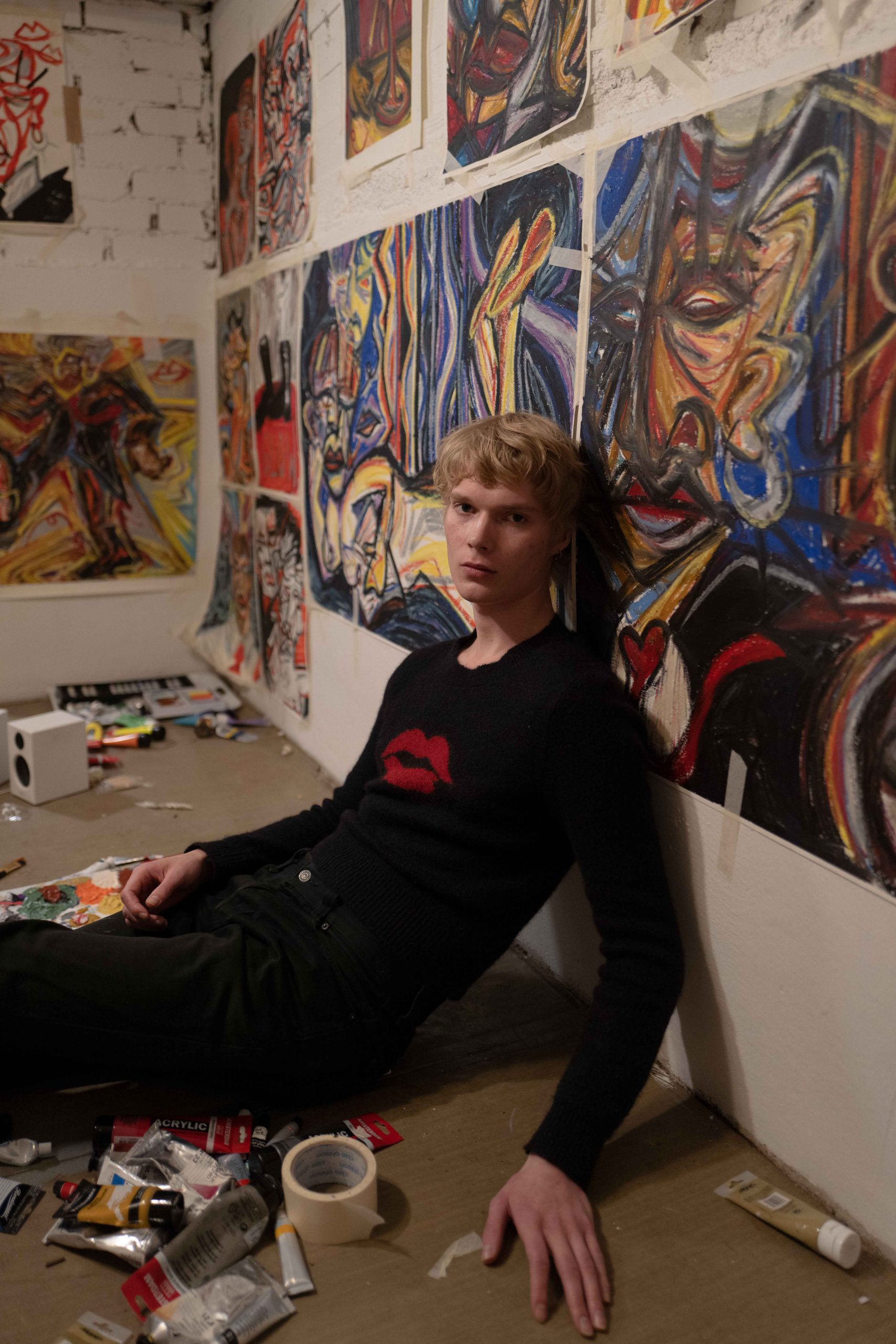 Aaron Sirainen, the enigmatic mind of a colorful artist