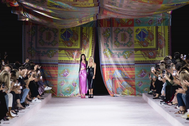 Versace spring summer 2022