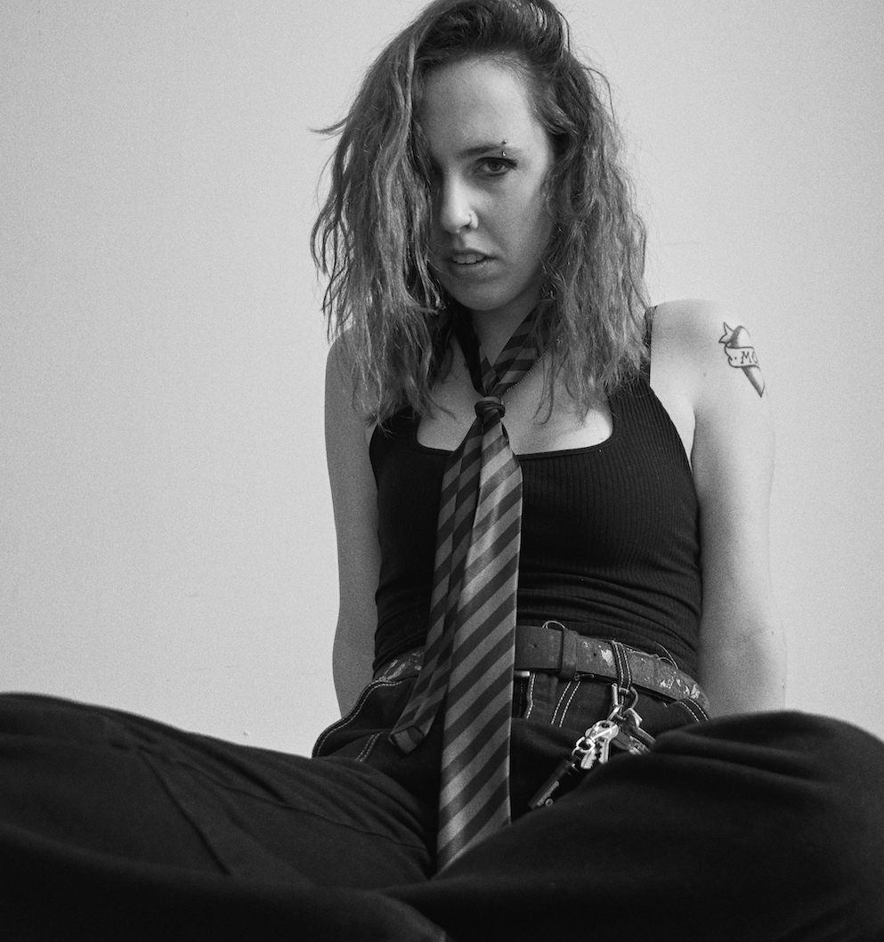 The Jenny Alien Experience: it’s punk, irreverent, hyperpop, and painstakingly human