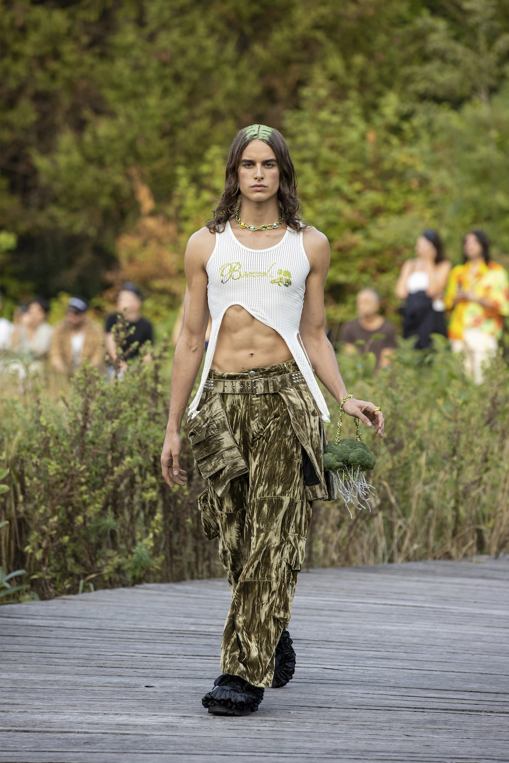 Collina_Runway_22