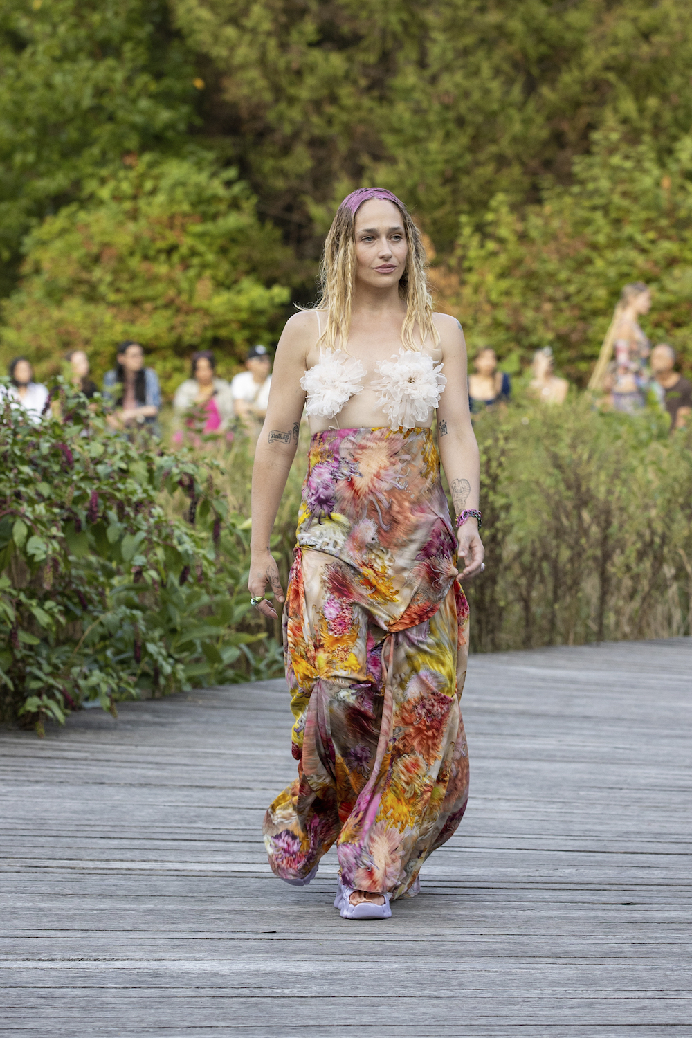 Collina_Runway_32