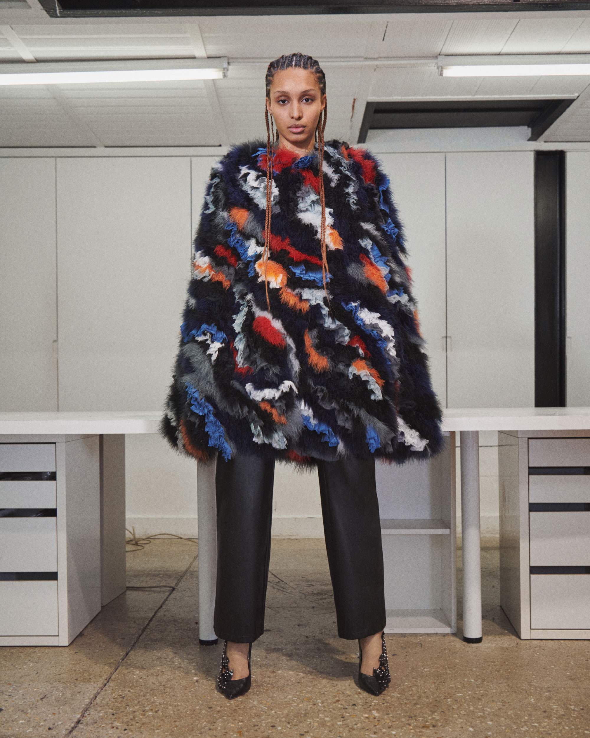 230222-KOCHE-AW23-LOOKBOOK_Reto_Schmid_Look_38-1-1600x2000