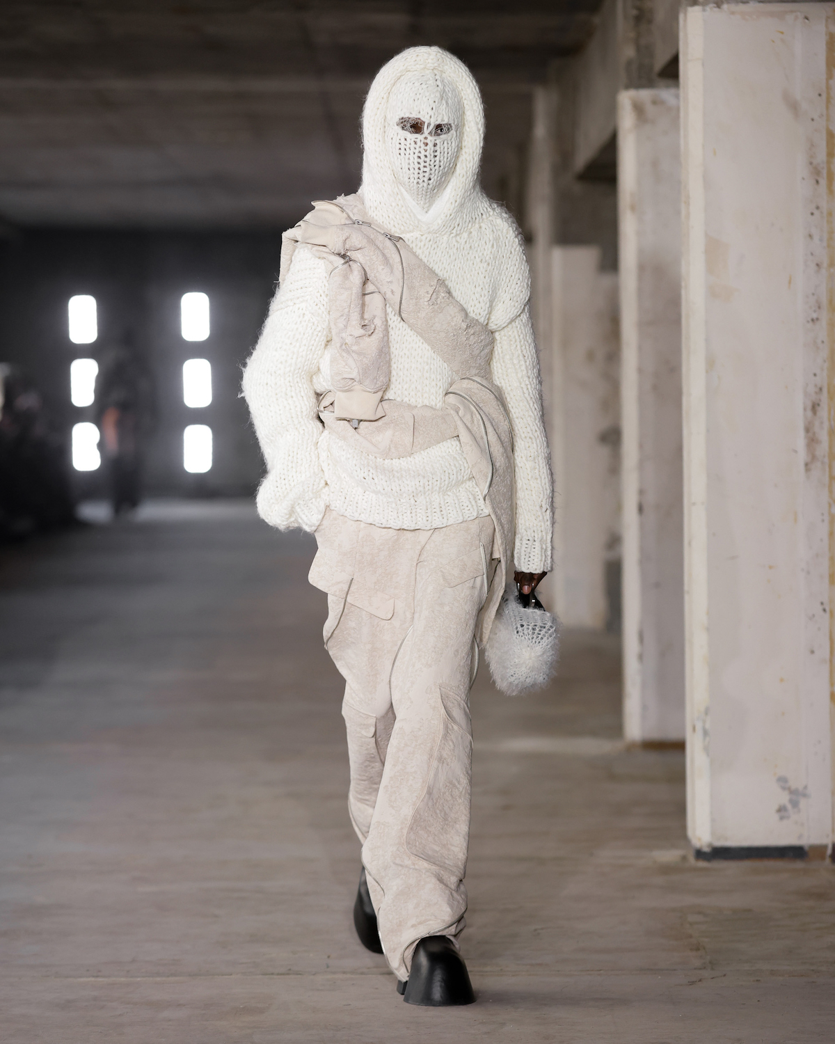Heliot_Emil_fw23_runway_16