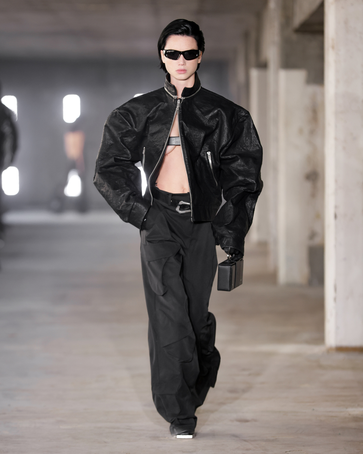 Heliot_Emil_fw23_runway_21