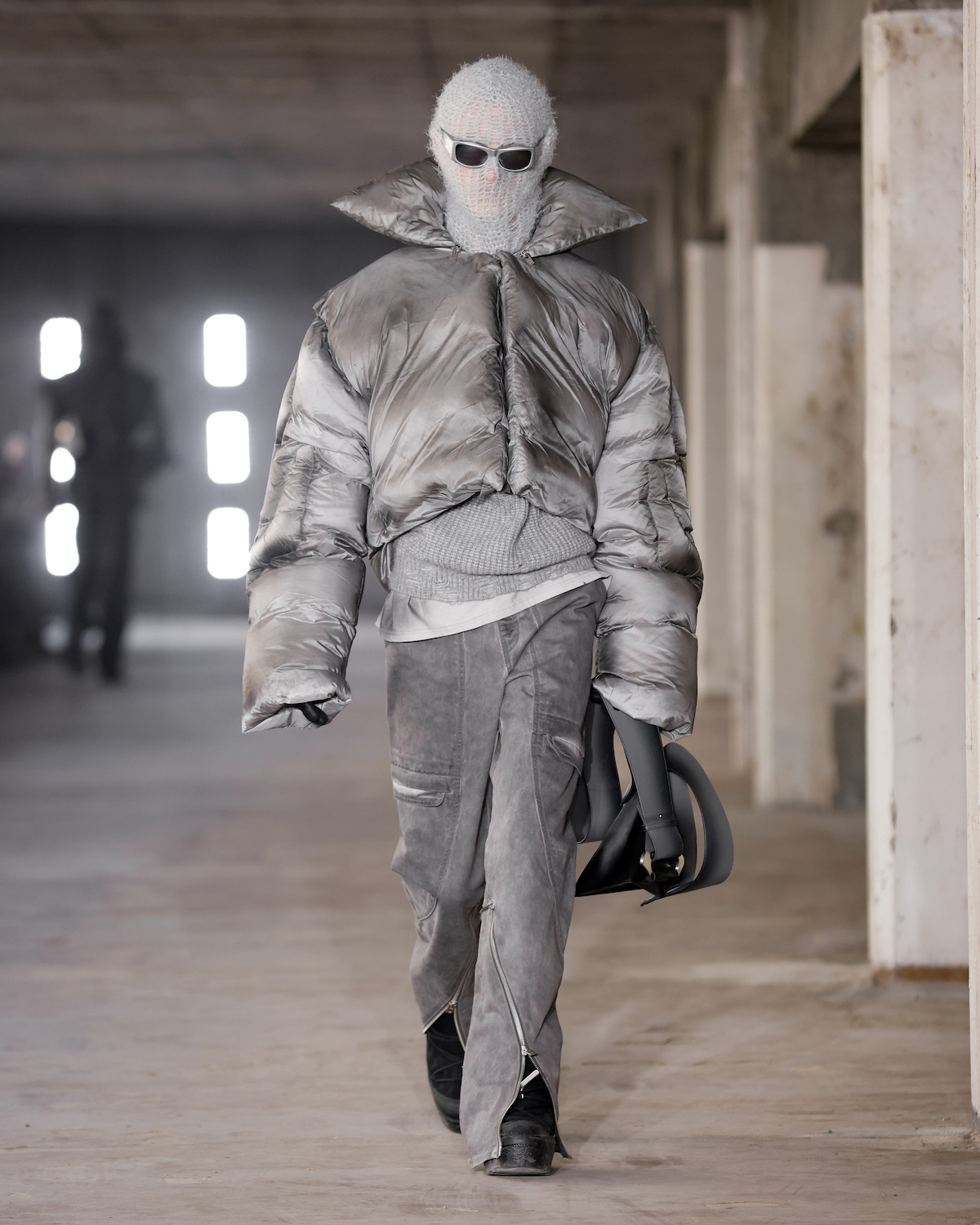 Heliot_Emil_fw23_runway_33