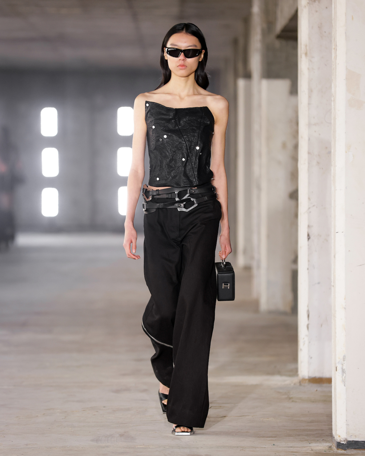 Heliot_Emil_fw23_runway_34